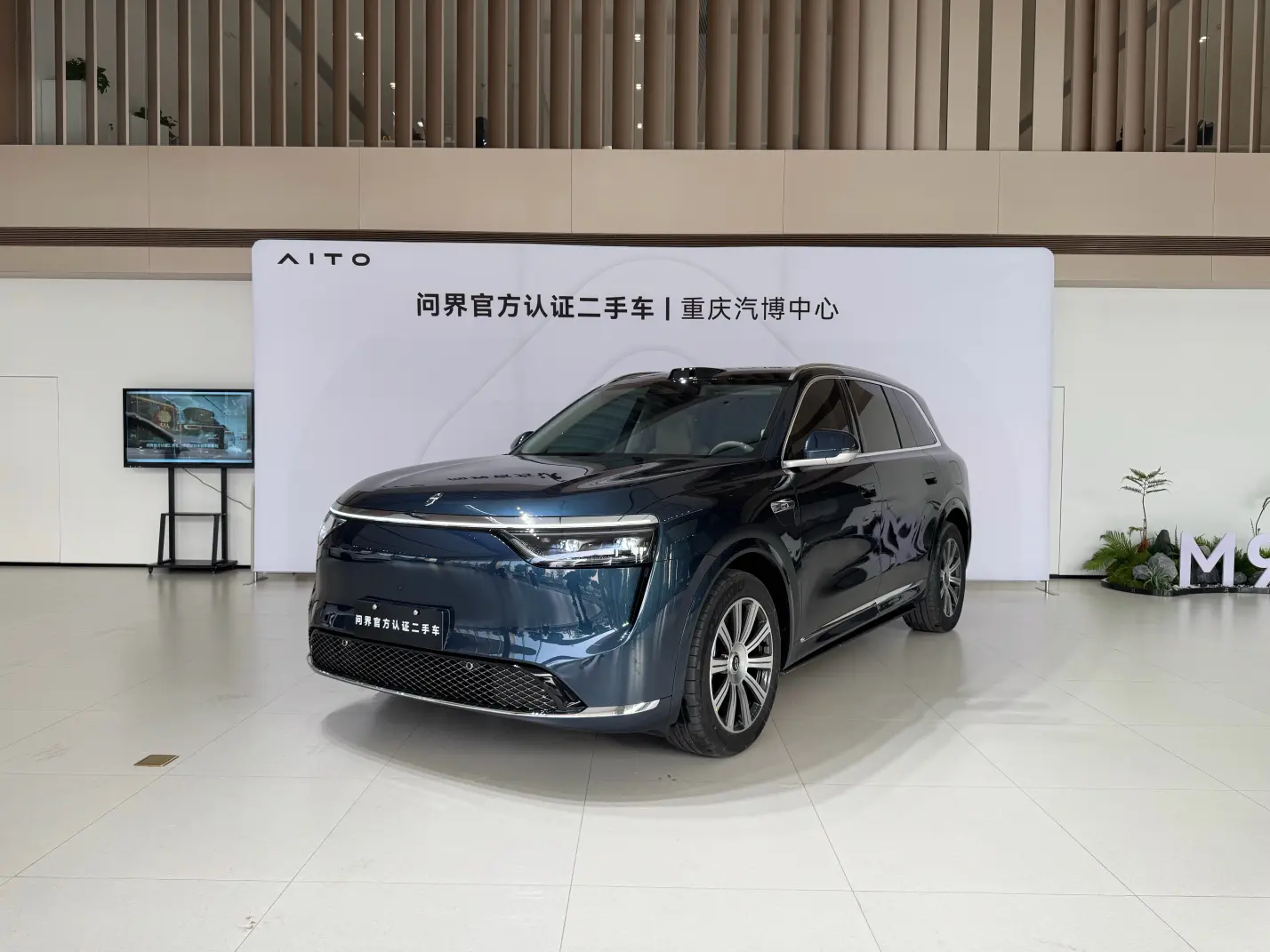 AITO QJM8  из Китая