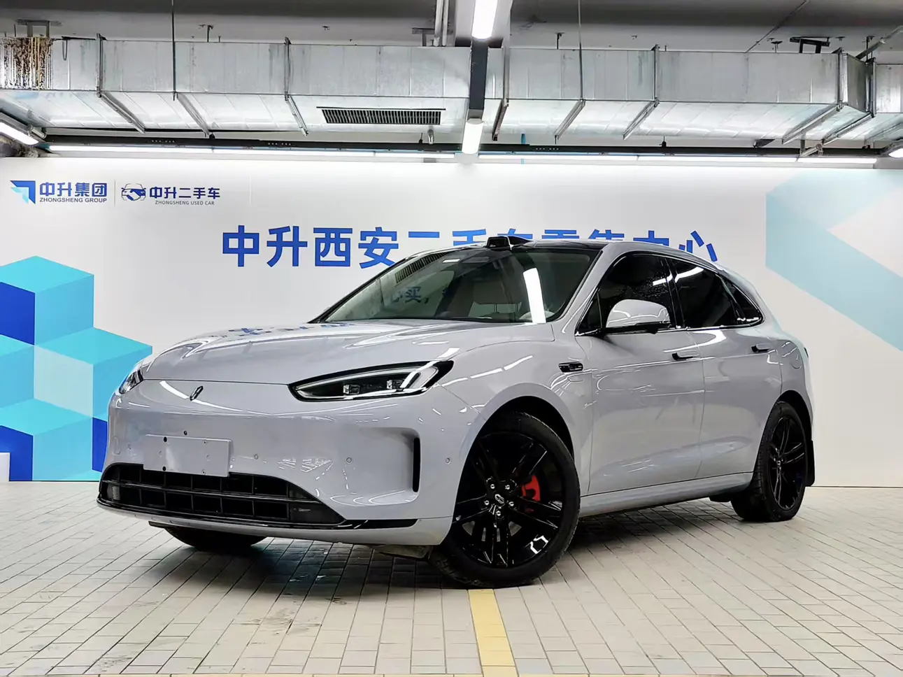 AITO M5 (Wenjie M5)  из Китая