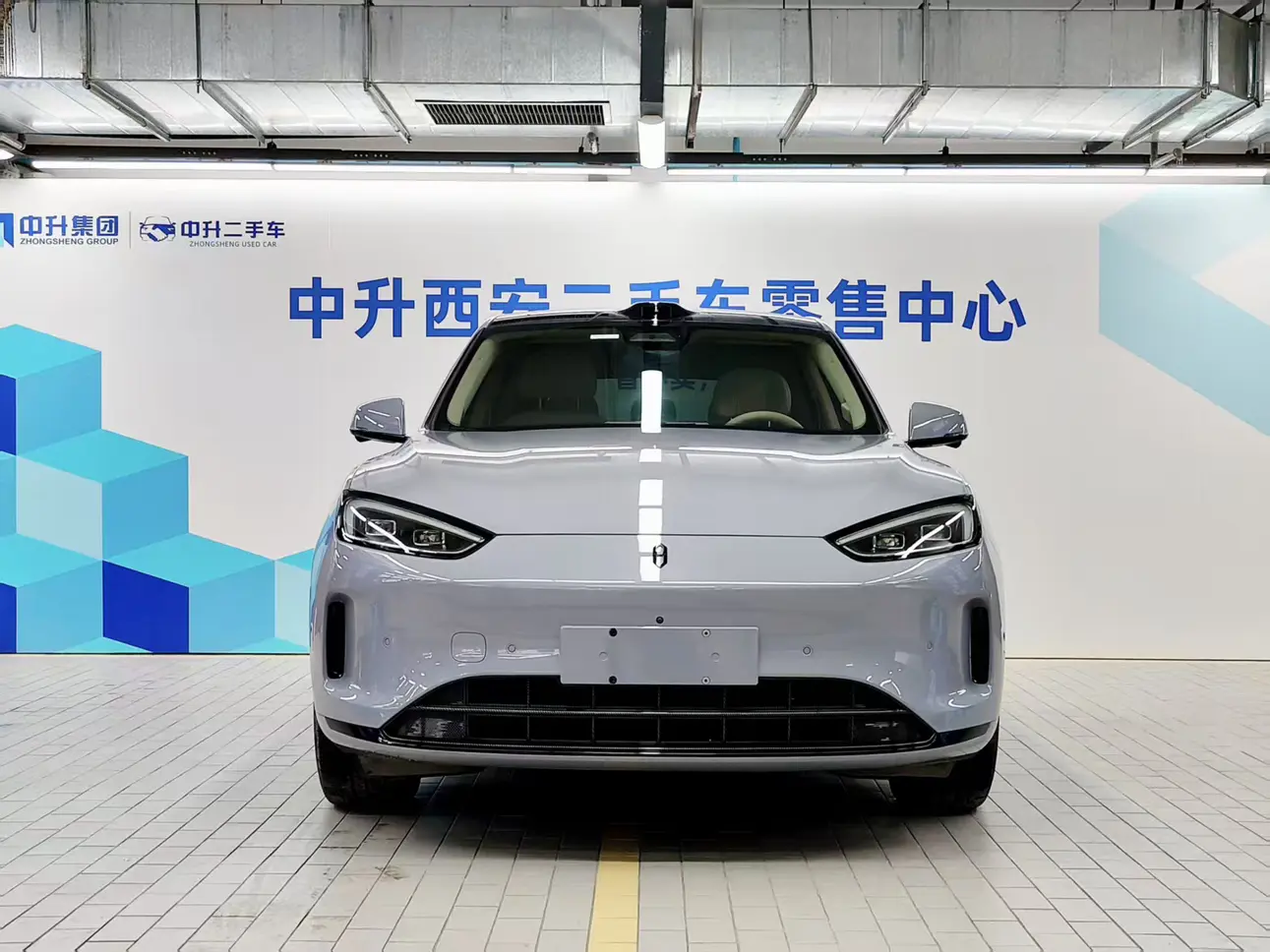 AITO M5 (Wenjie M5)  из Китая