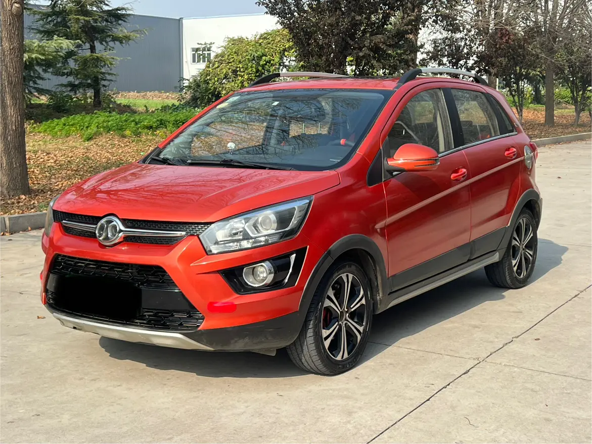 BAIC Shenbao X25  из Китая