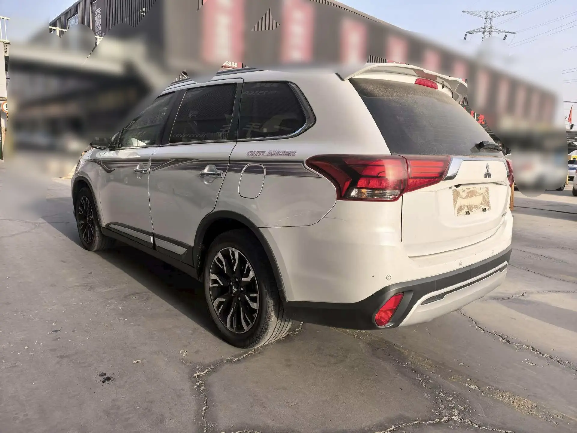 Mitsubishi Outlander  из Китая
