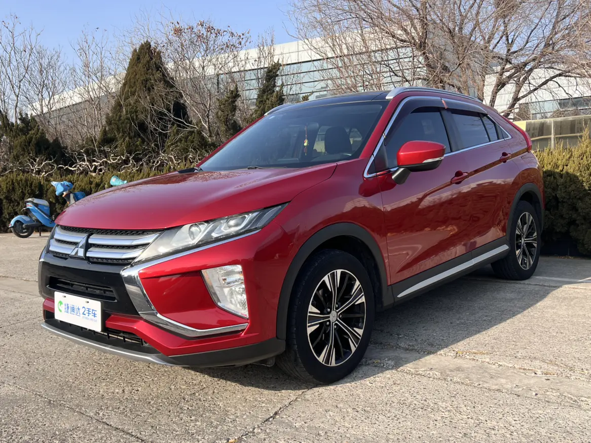 Mitsubishi Eclipse (Yi Ge)  из Китая