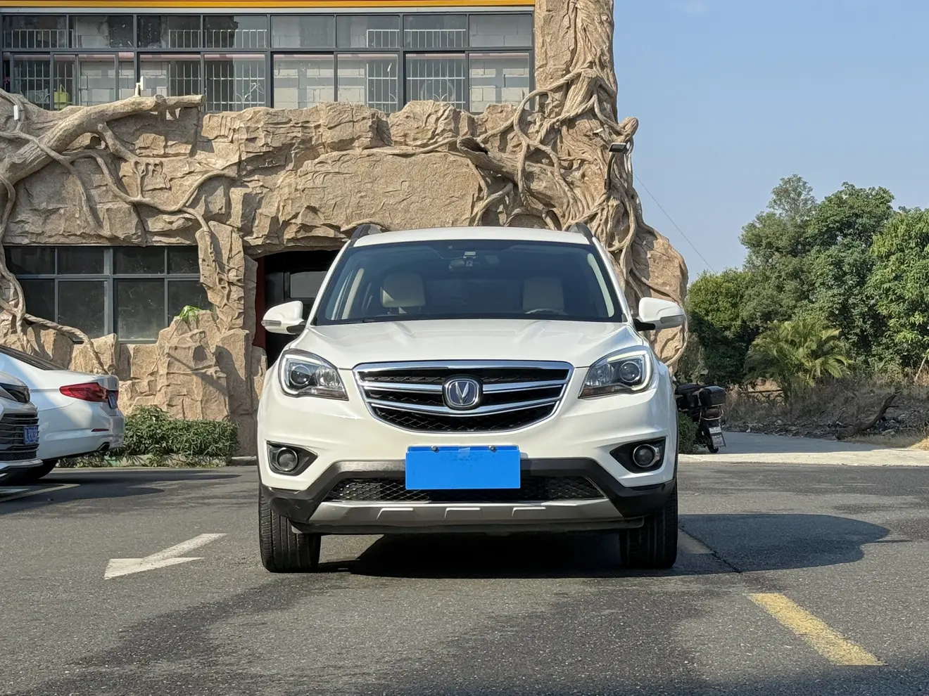 Changan CS35  из Китая