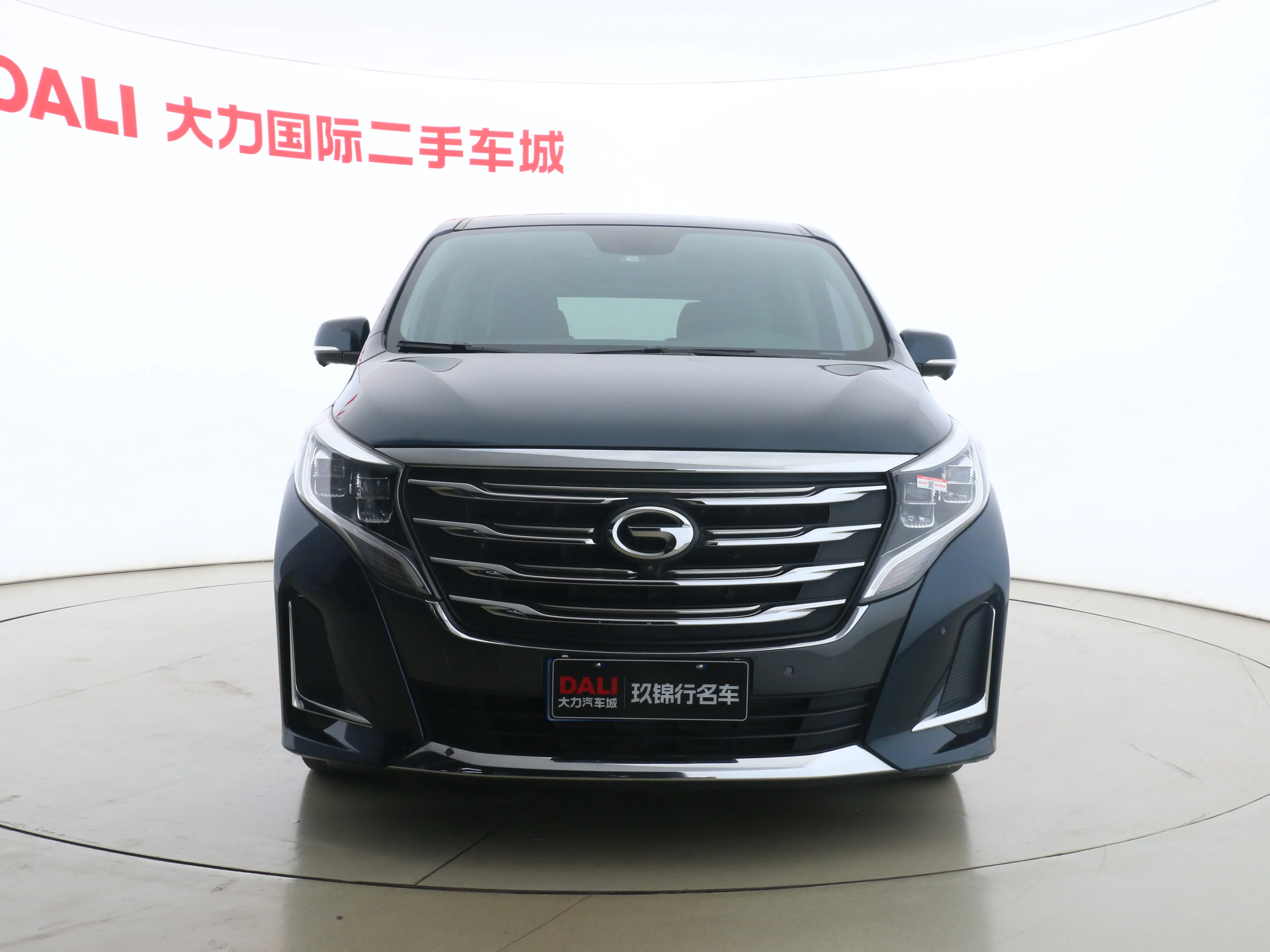 GAC Trumpchi M8  из Китая