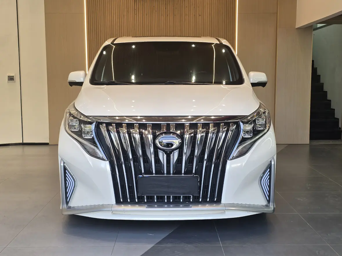 GAC Trumpchi M8  из Китая