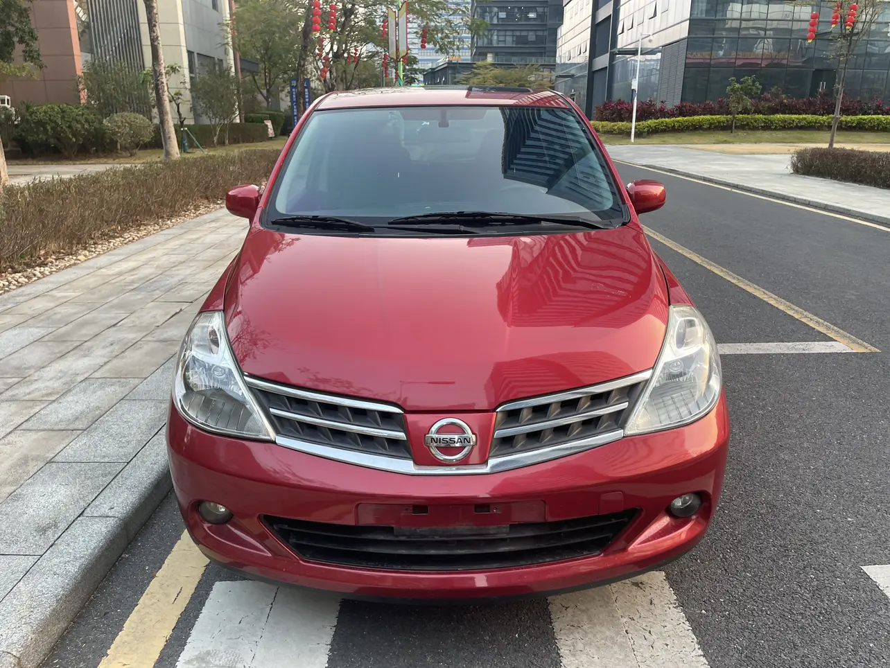 Nissan Tiida  из Китая