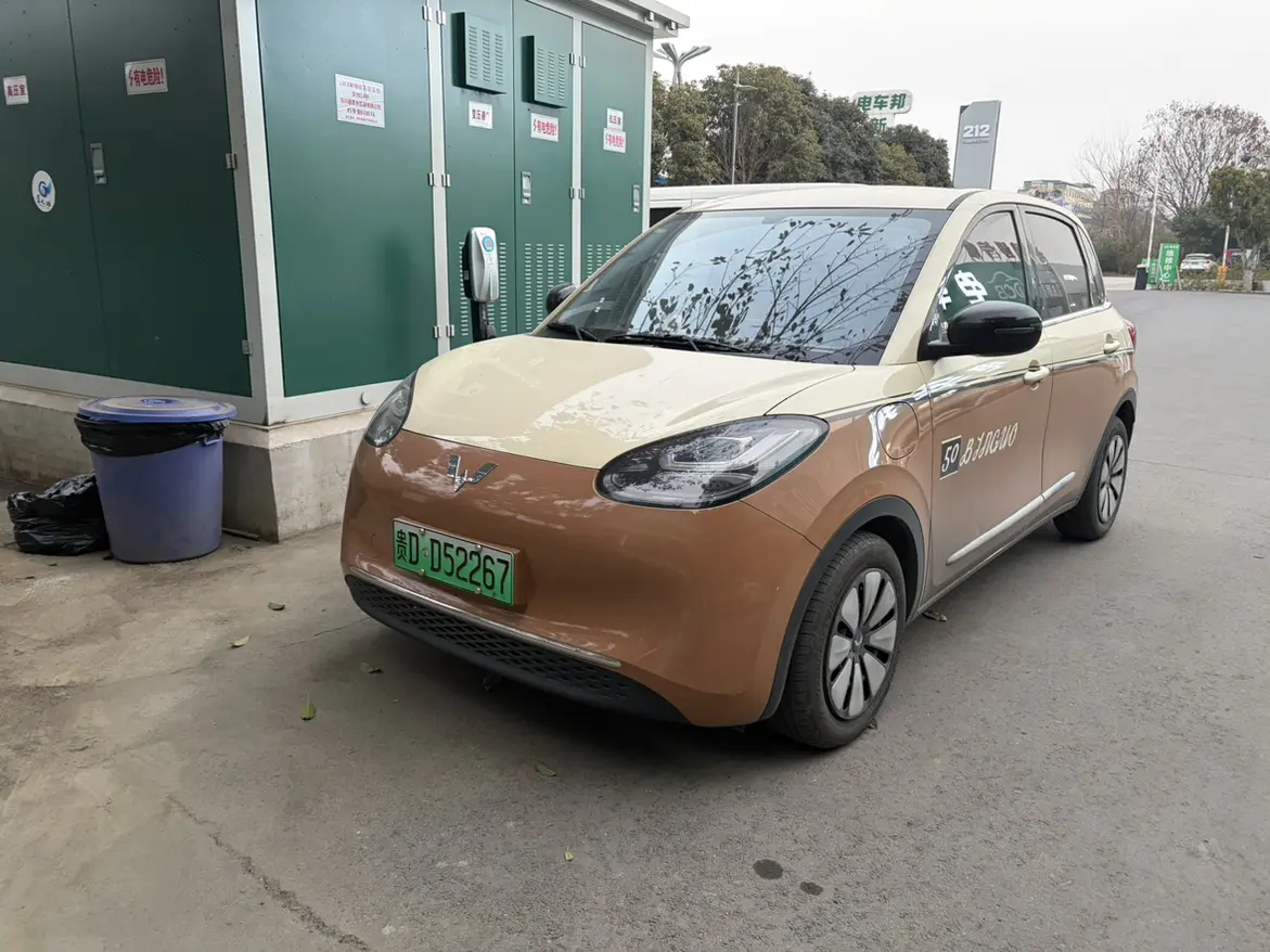 Wuling Bingo  из Китая