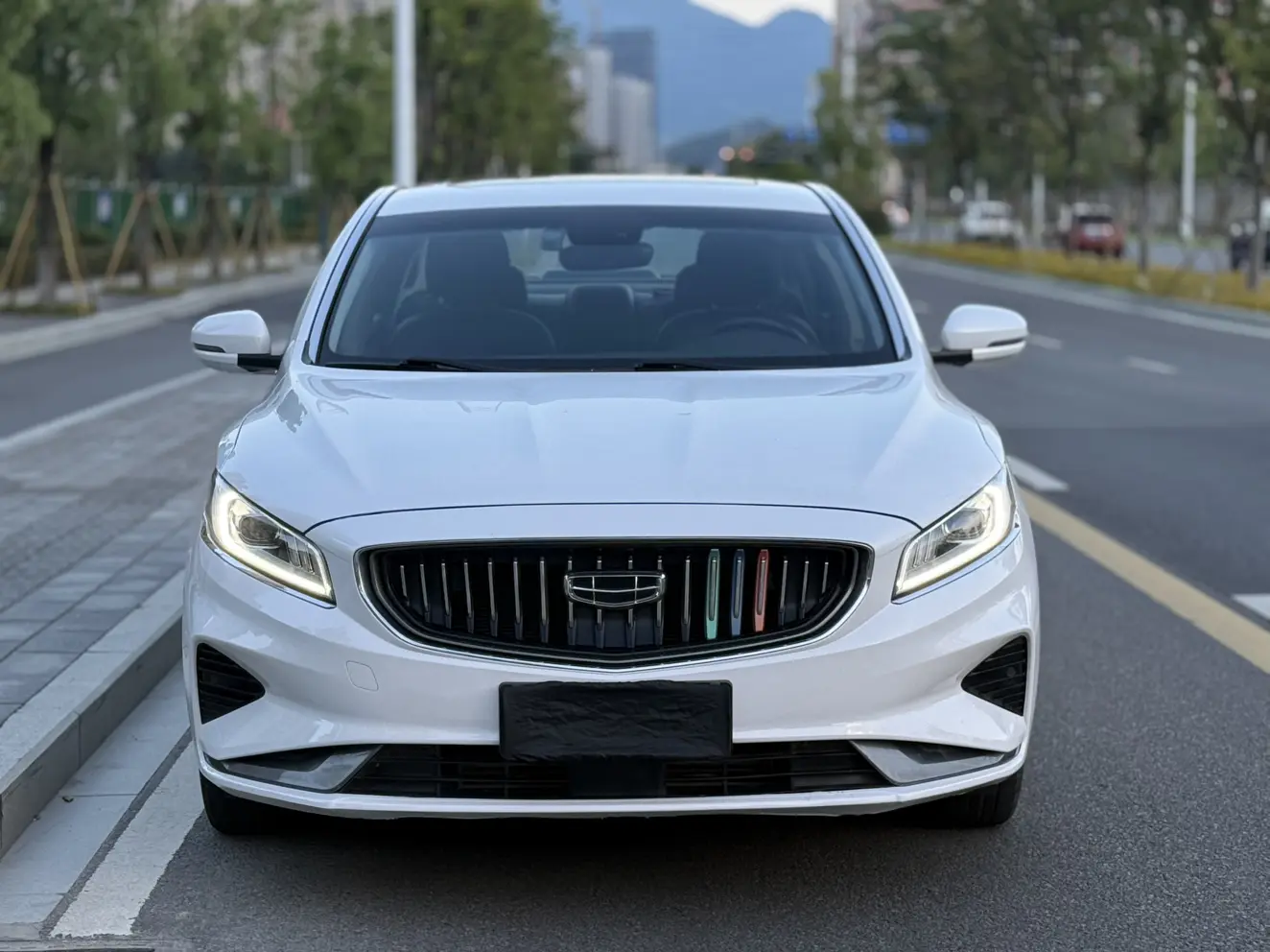 Geely Borui  из Китая