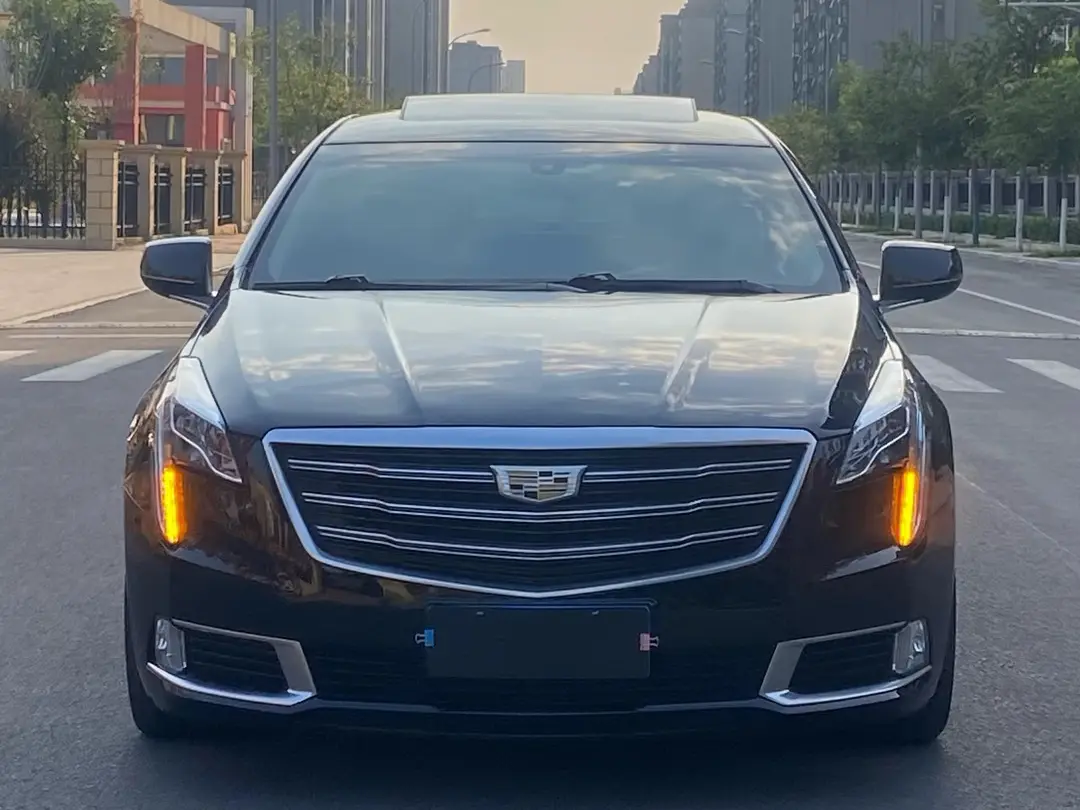 Cadillac XTS  из Китая