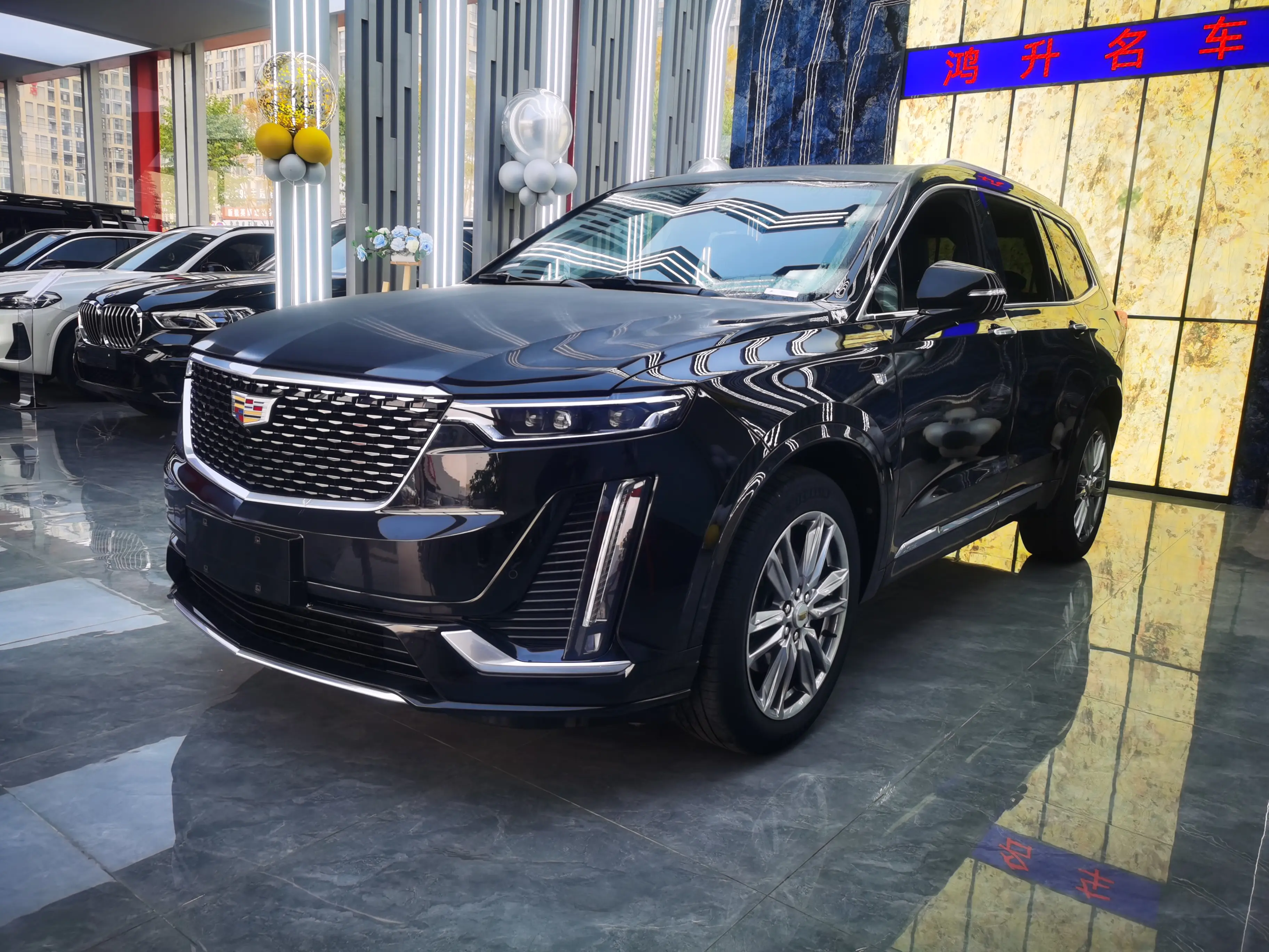 Cadillac XT6  из Китая