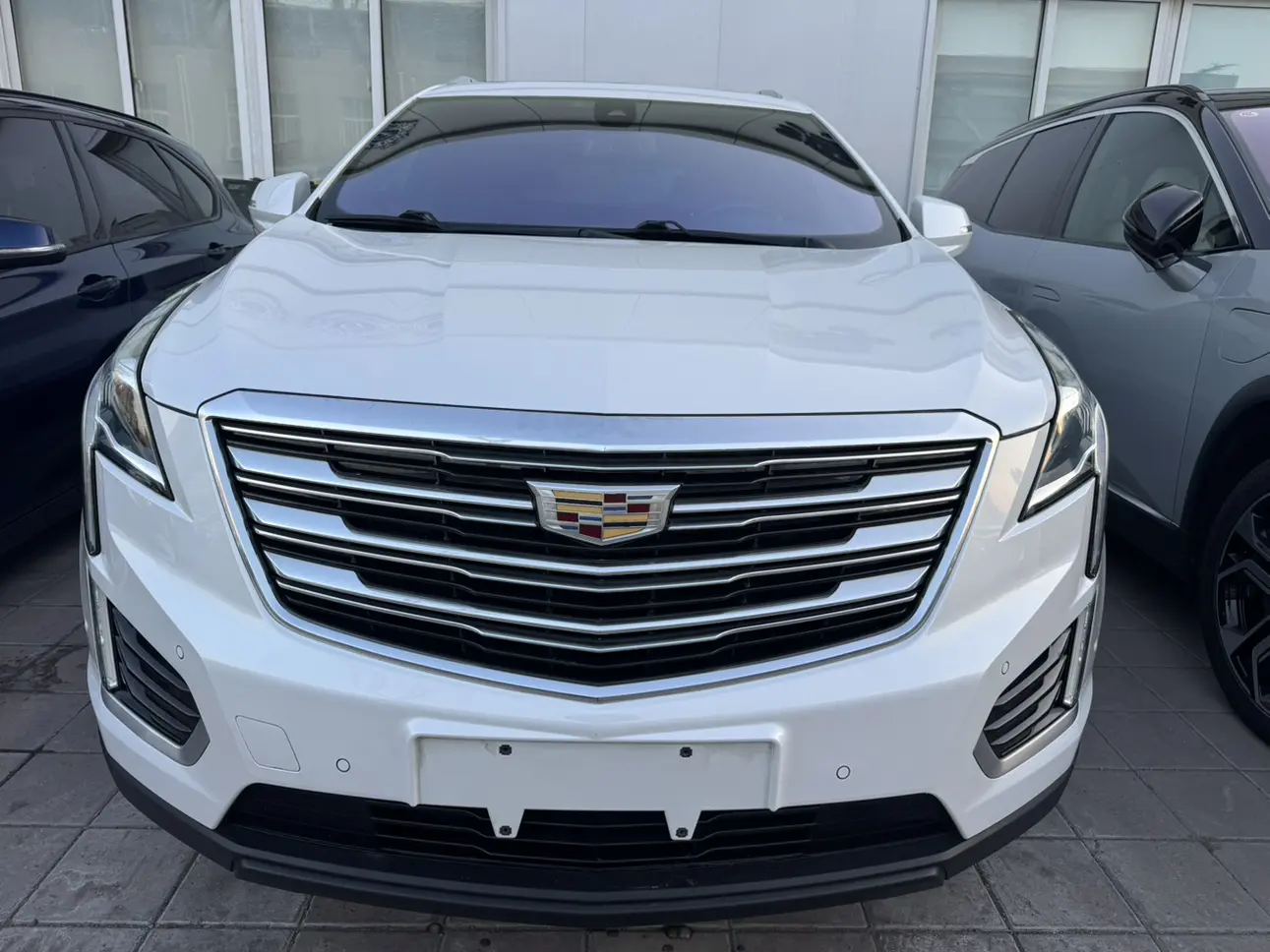 Cadillac XT5  из Китая