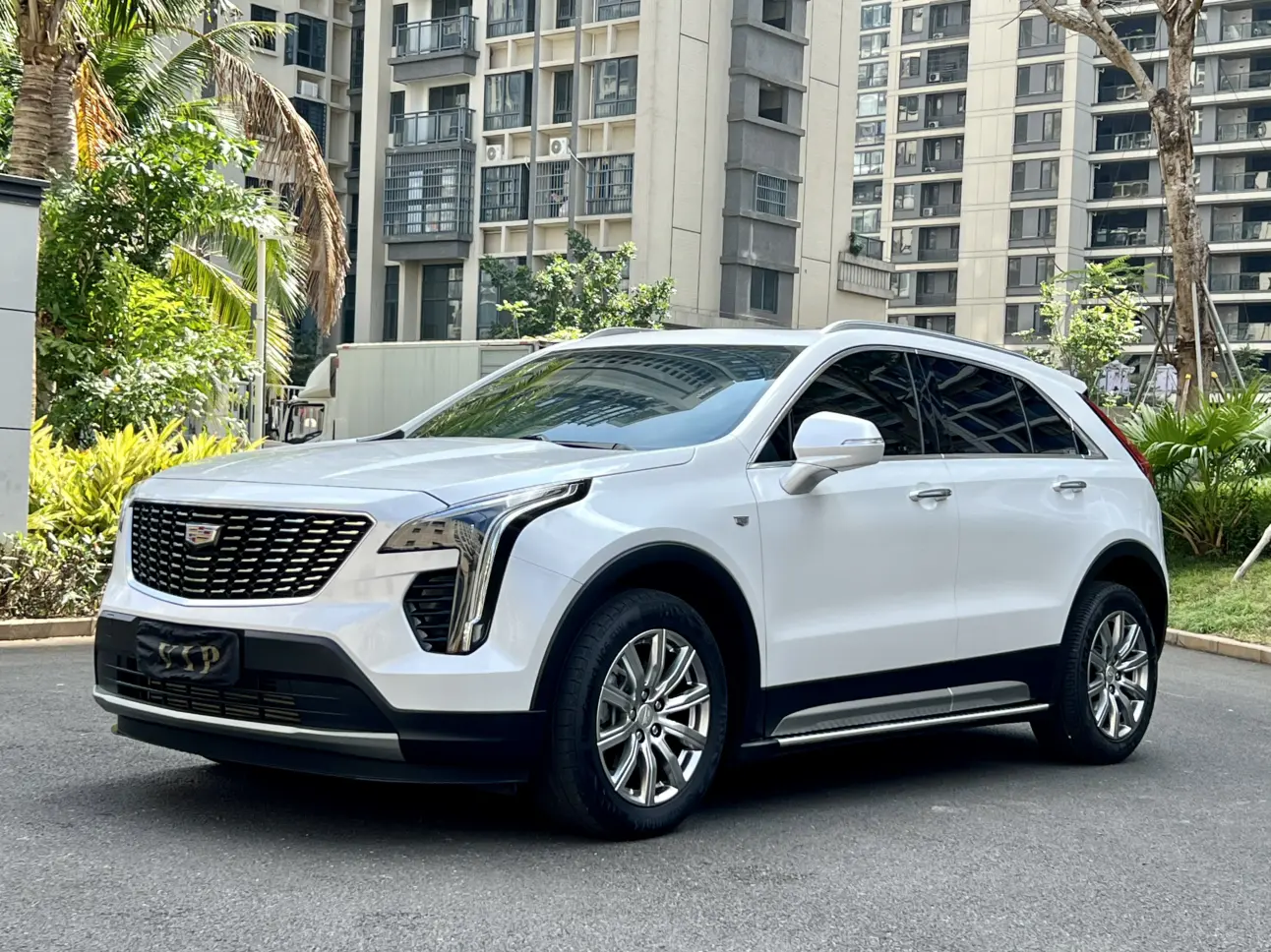 Cadillac XT4  из Китая