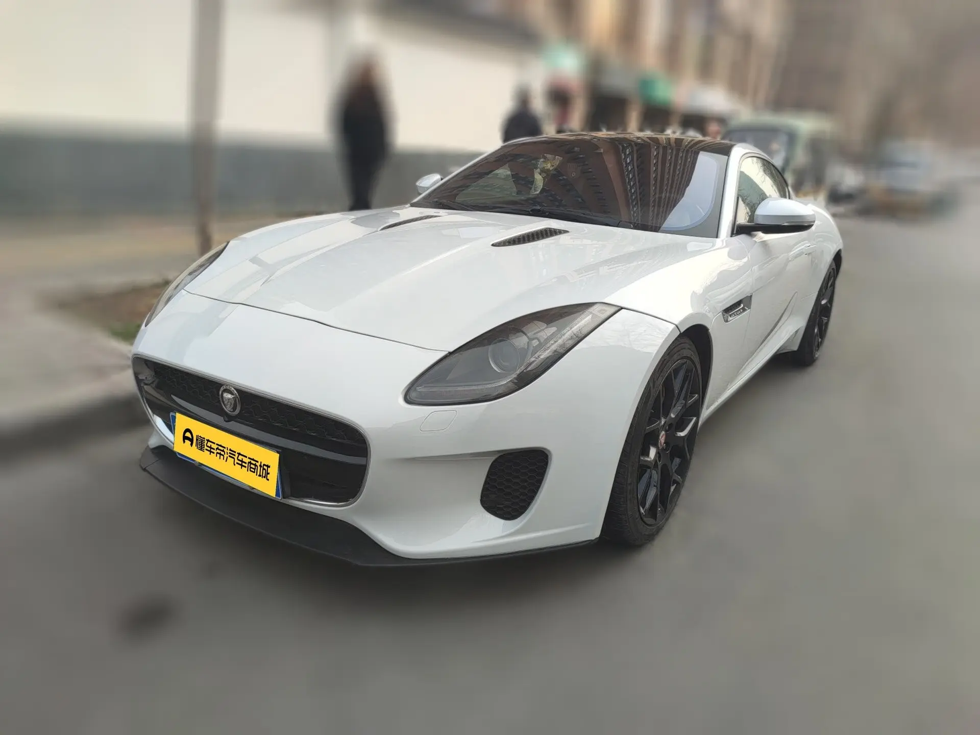 Jaguar F-TYPE  из Китая
