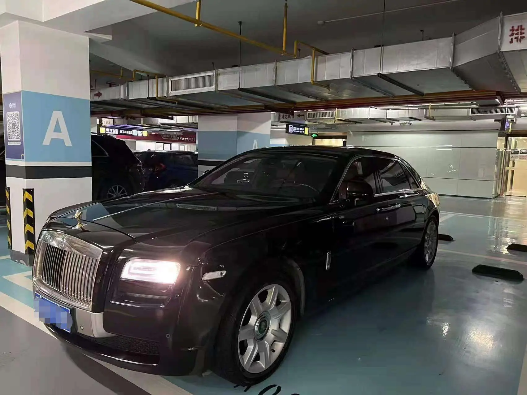 Rolls Royce Ghost  из Китая