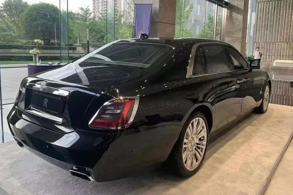 Rolls Royce Ghost  из Китая