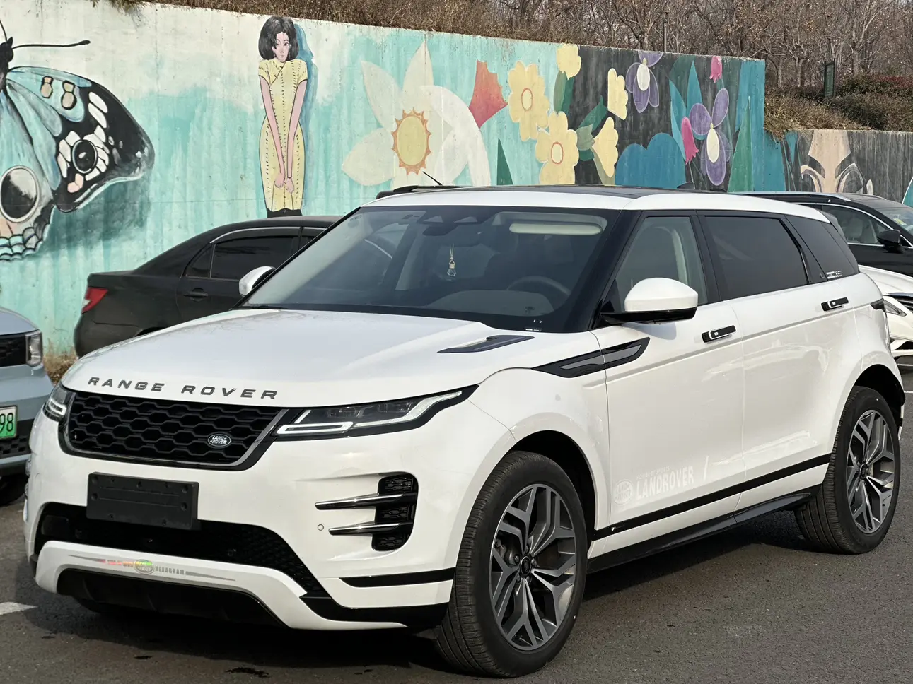 Land Rover Range Rover Evoque  из Китая