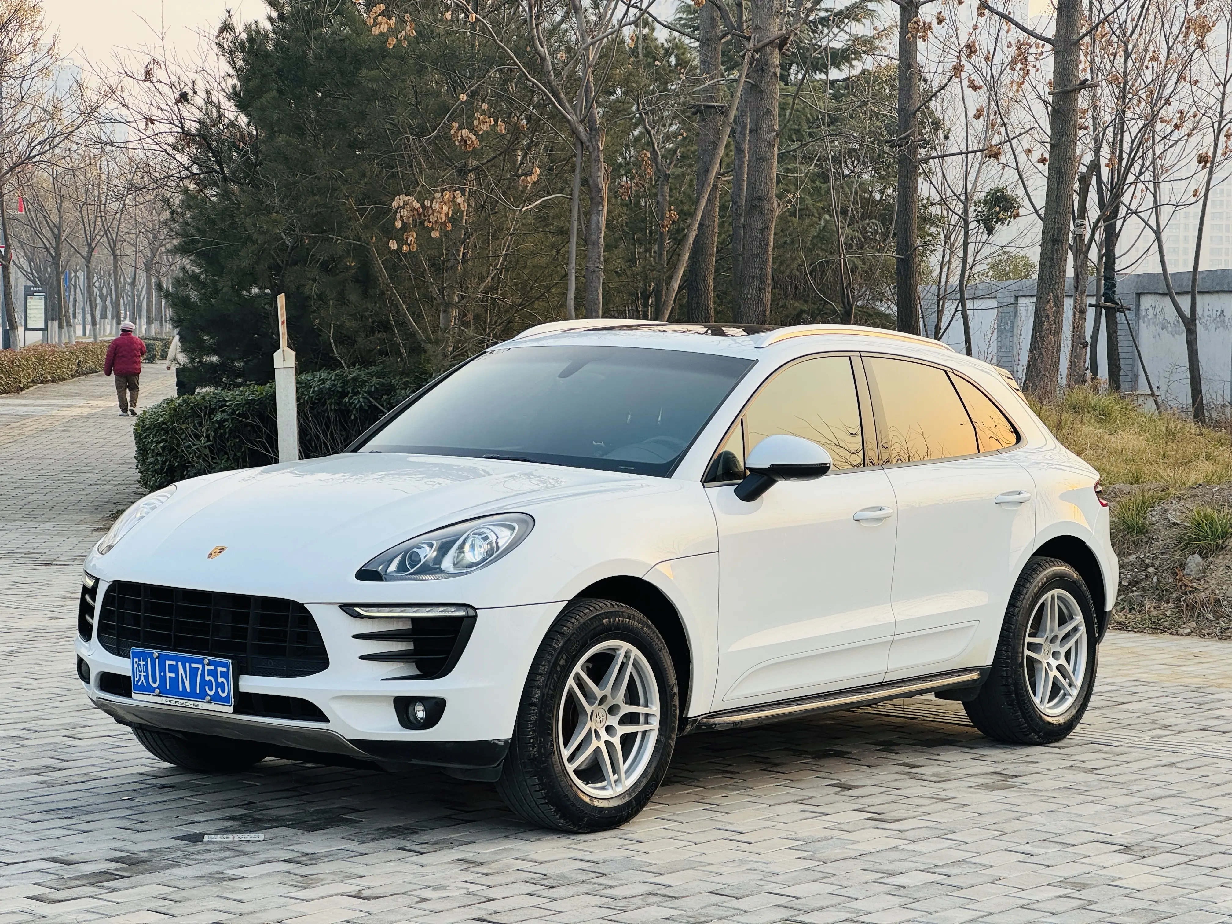 Porsche Macan  из Китая