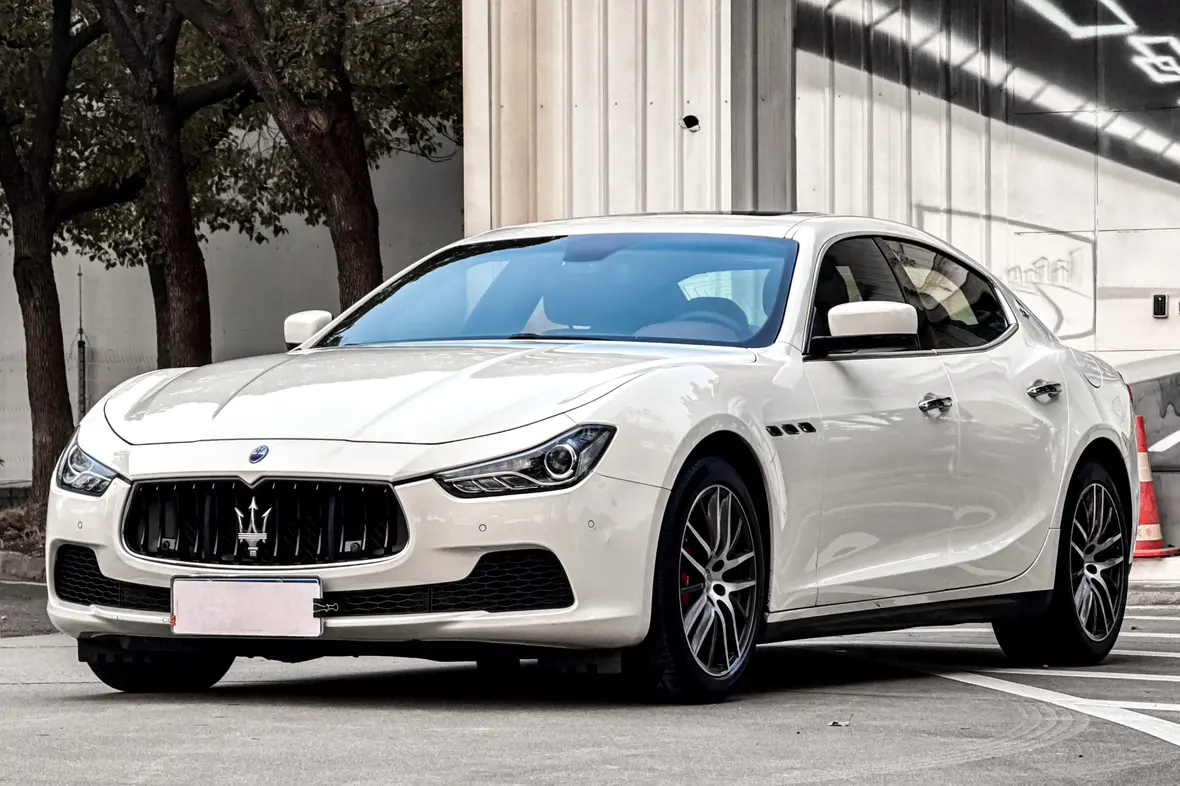 Maserati Ghibli  из Китая