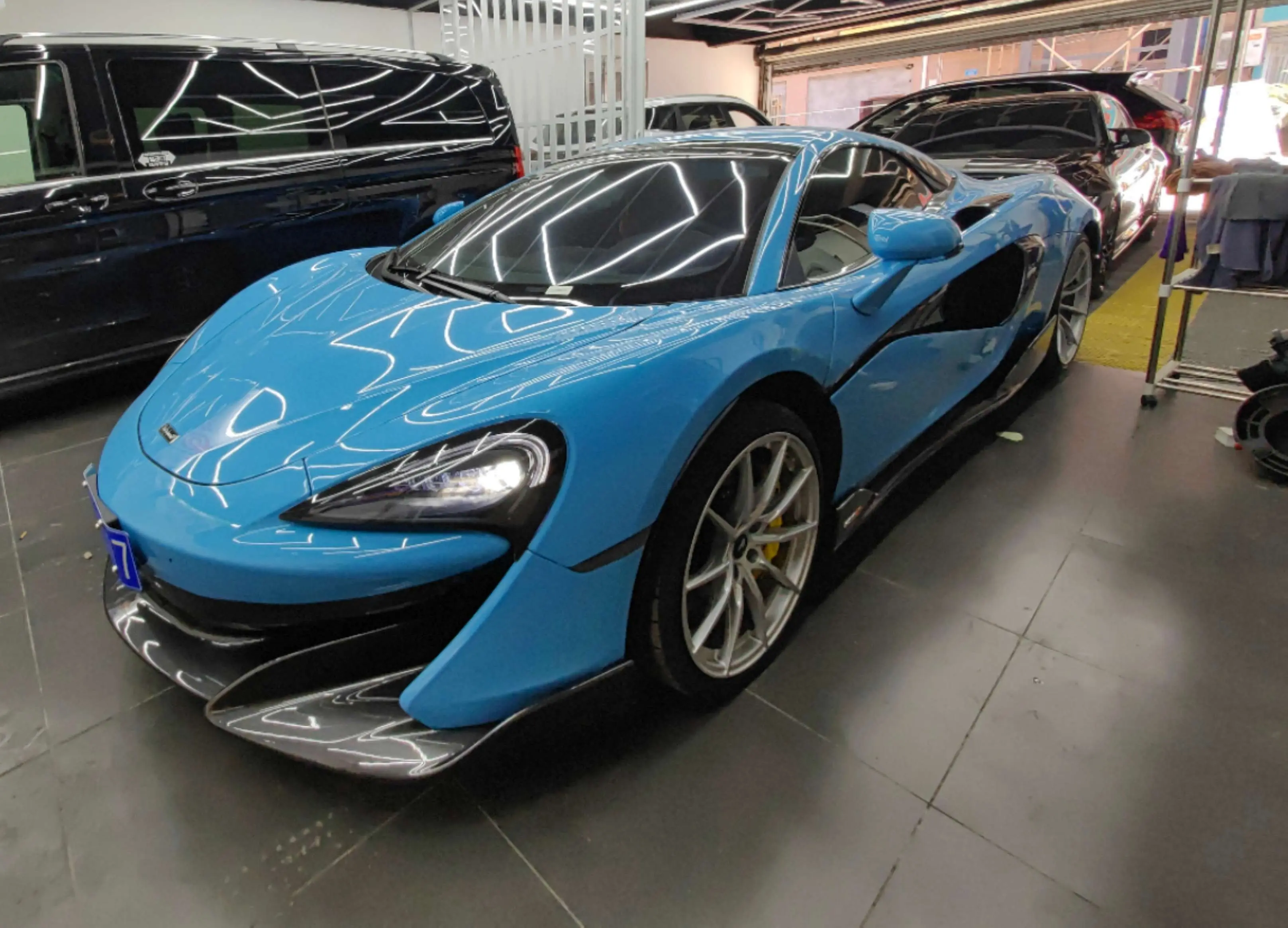 McLaren 600LT  из Китая