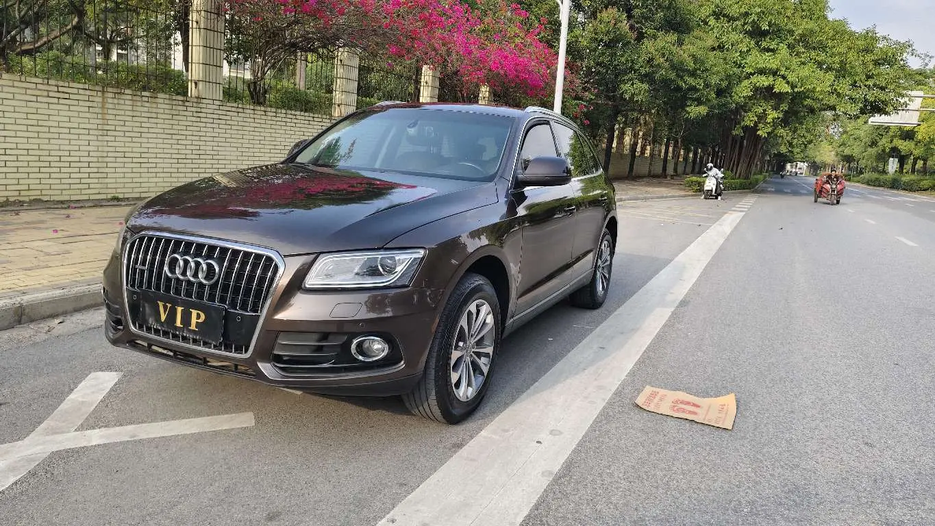 Audi Q5  из Китая