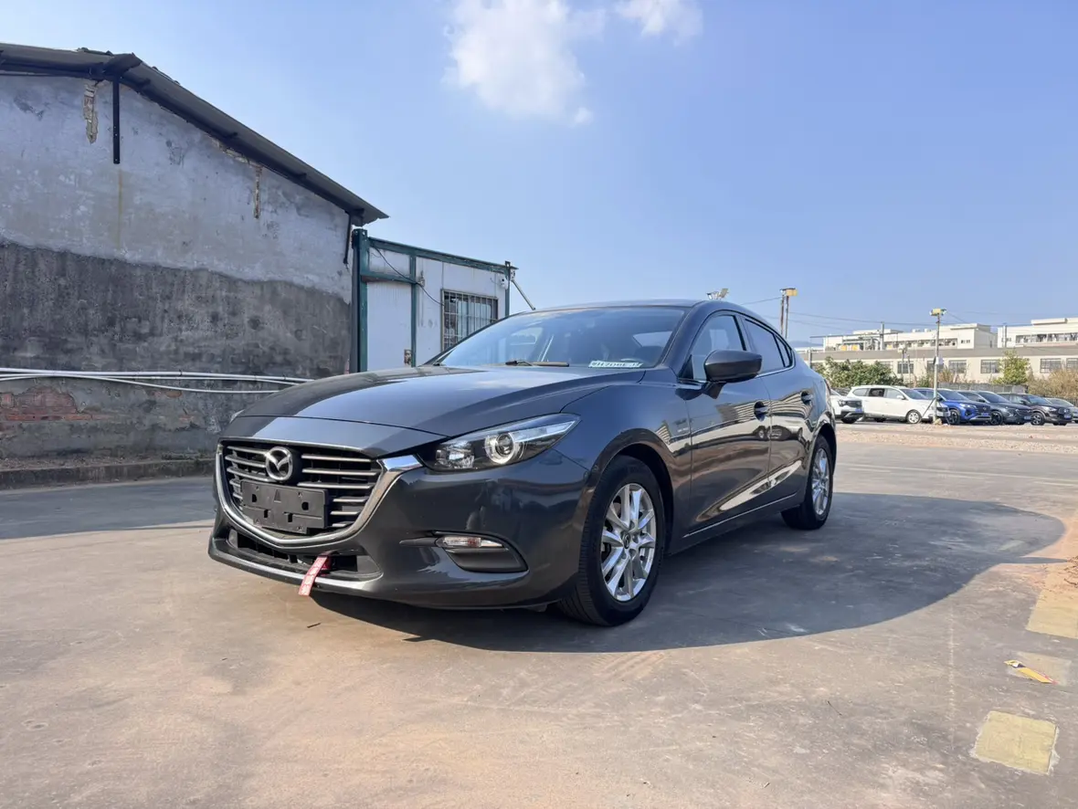 Mazda Axela (Mazda3)  из Китая