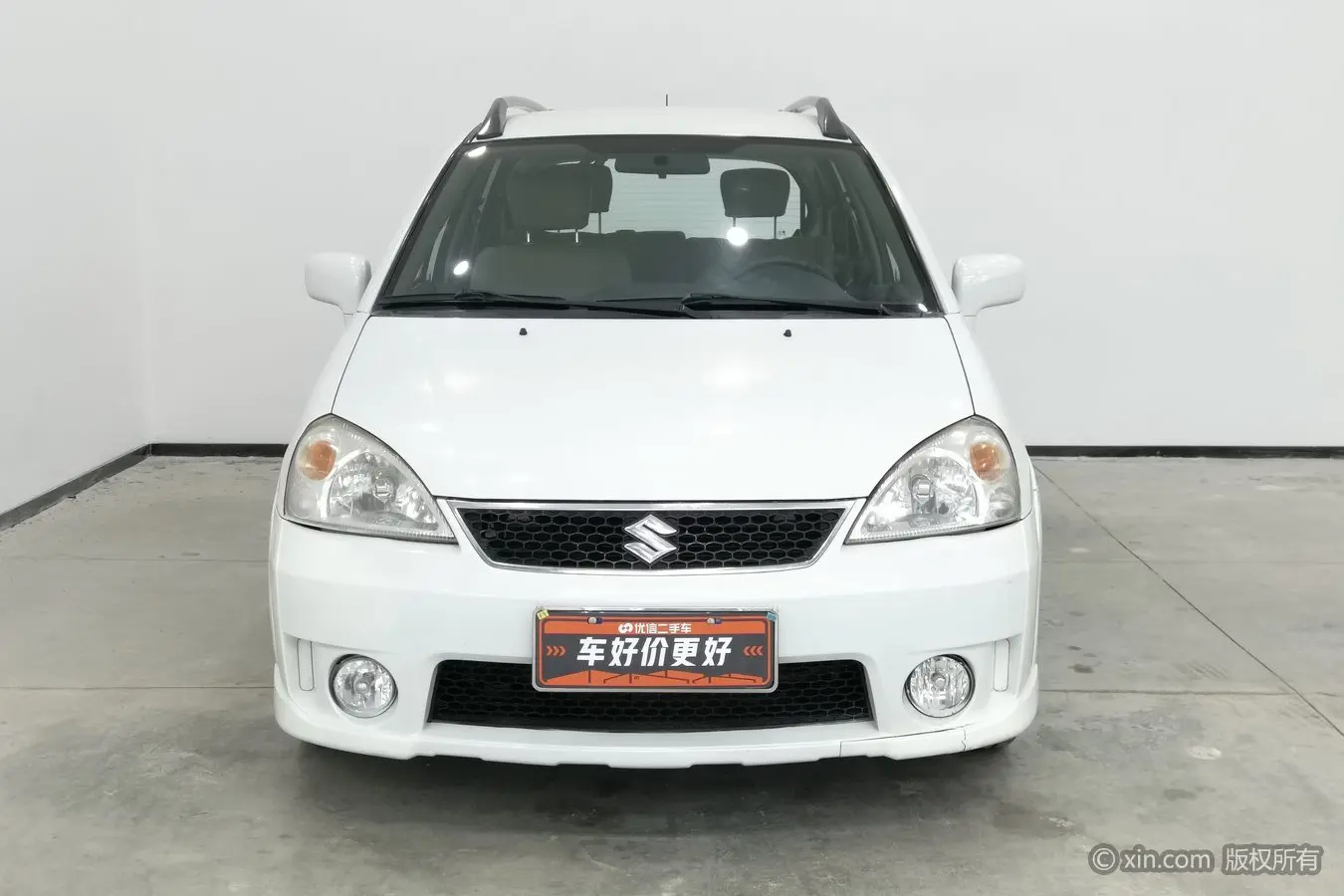 Suzuki Liana  из Китая