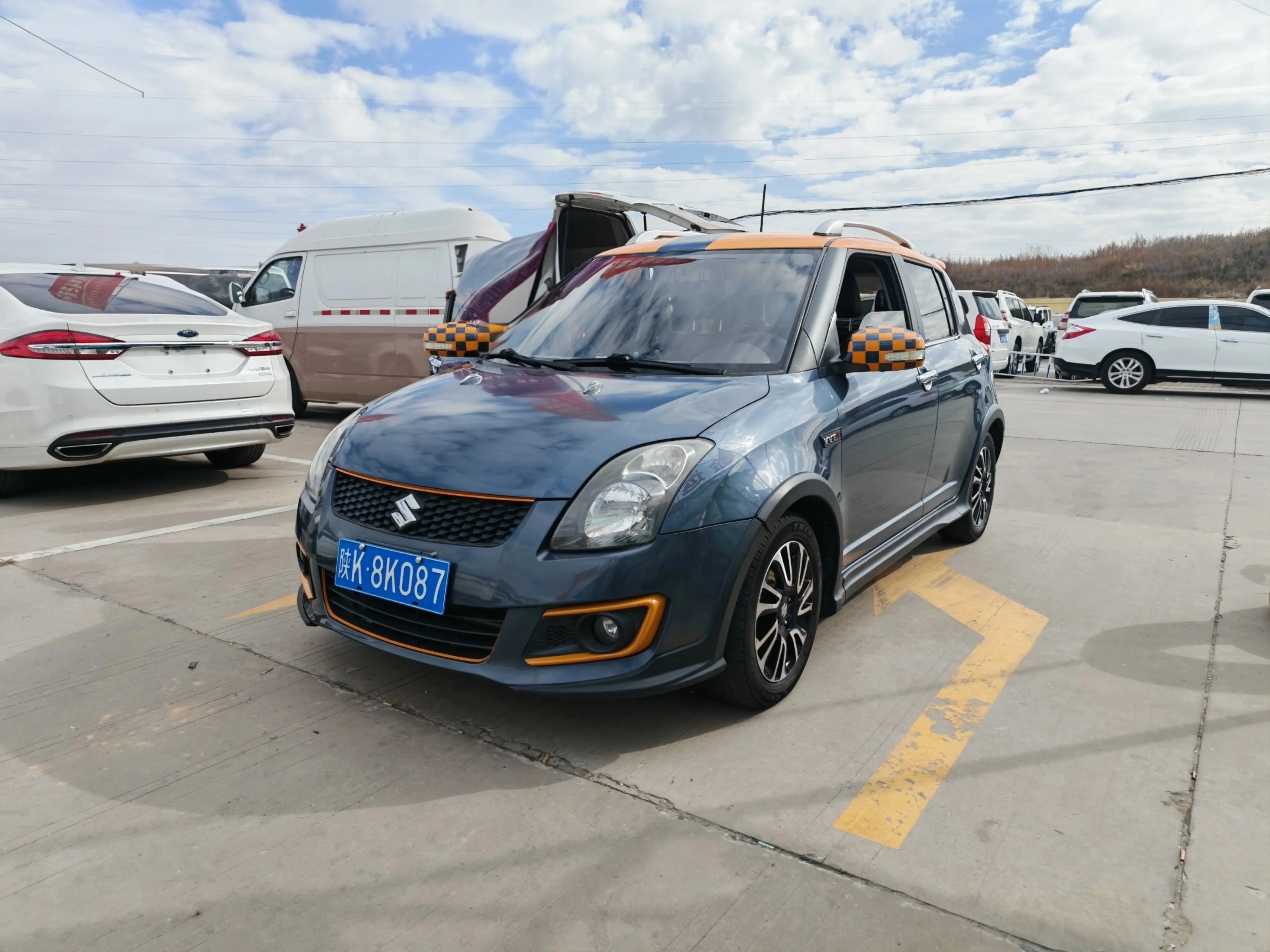 Suzuki Swift  из Китая
