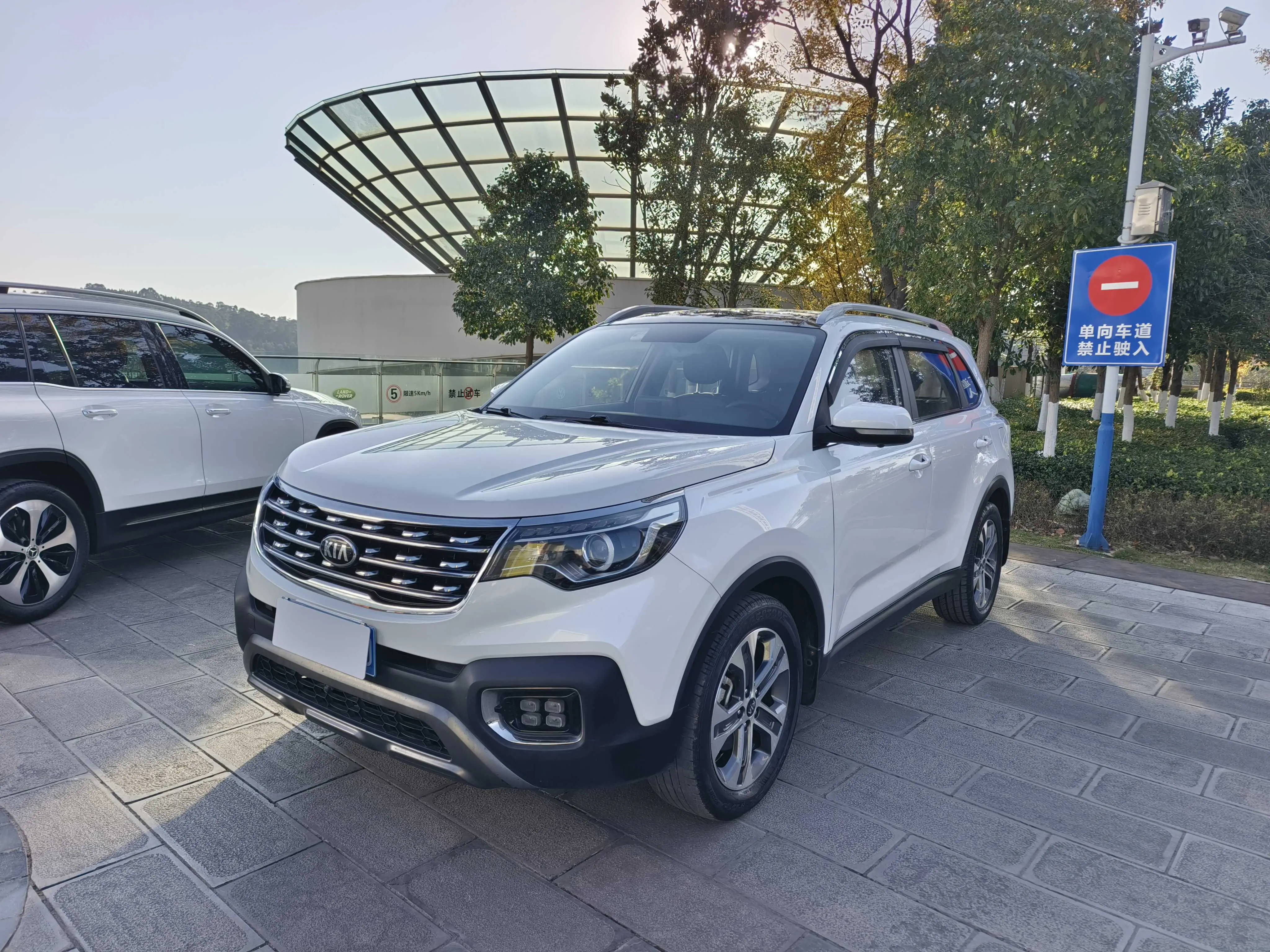 Kia Sportage  из Китая