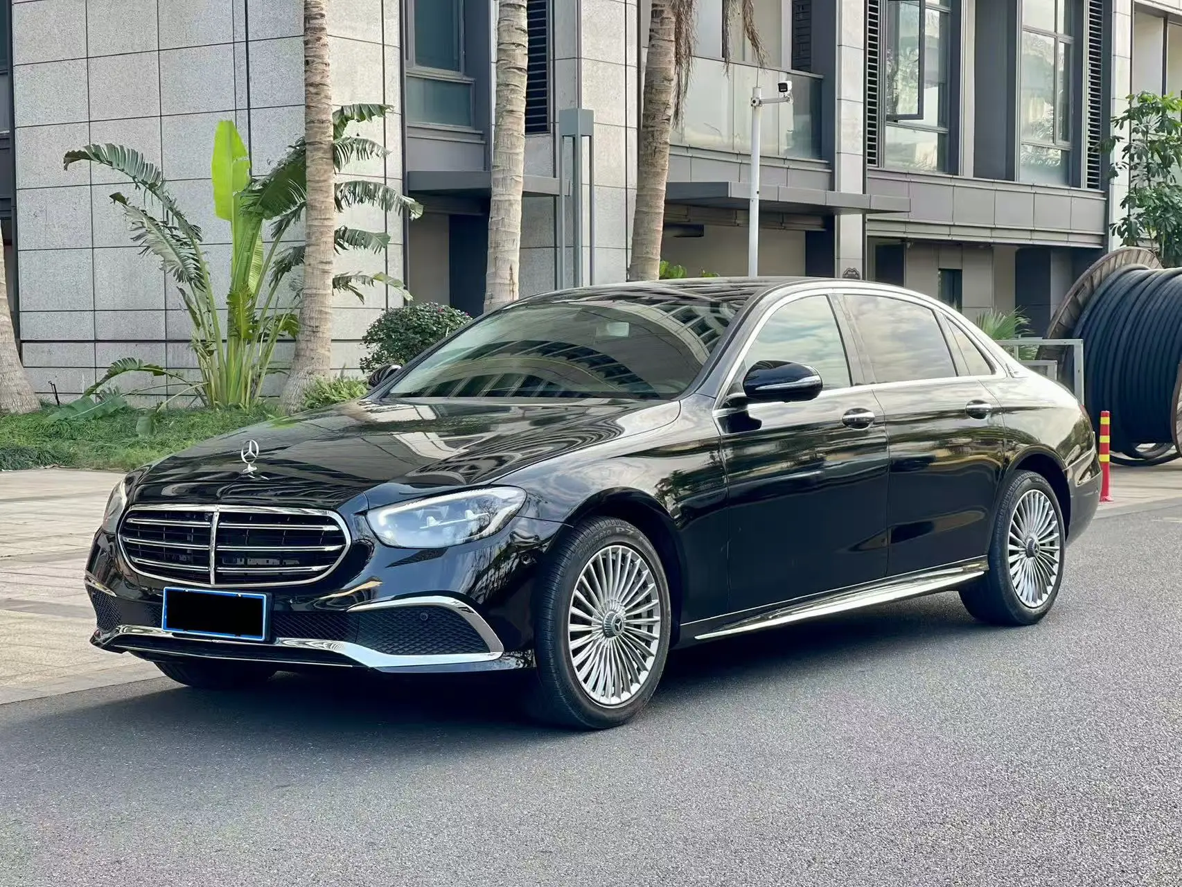 Mercedes-Benz E-Class  из Китая