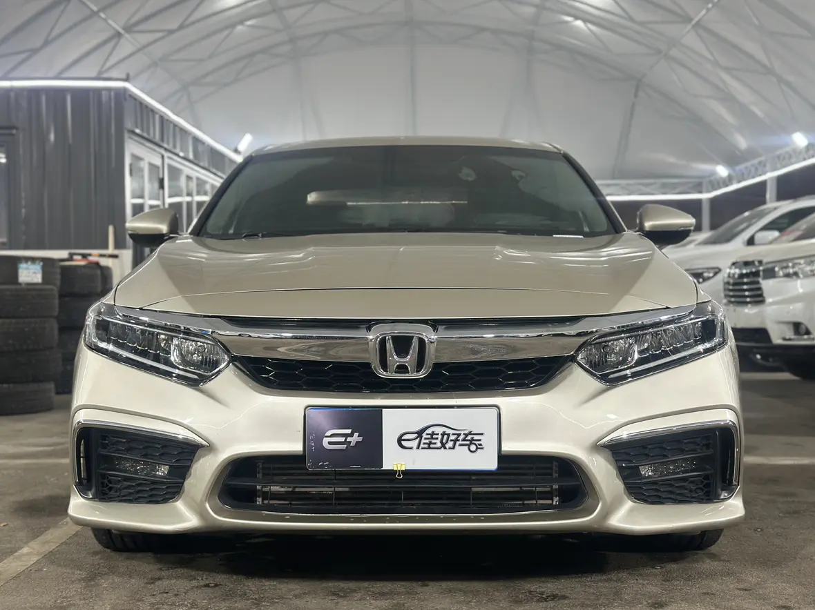 Honda Inspire (Yingshipai)  из Китая