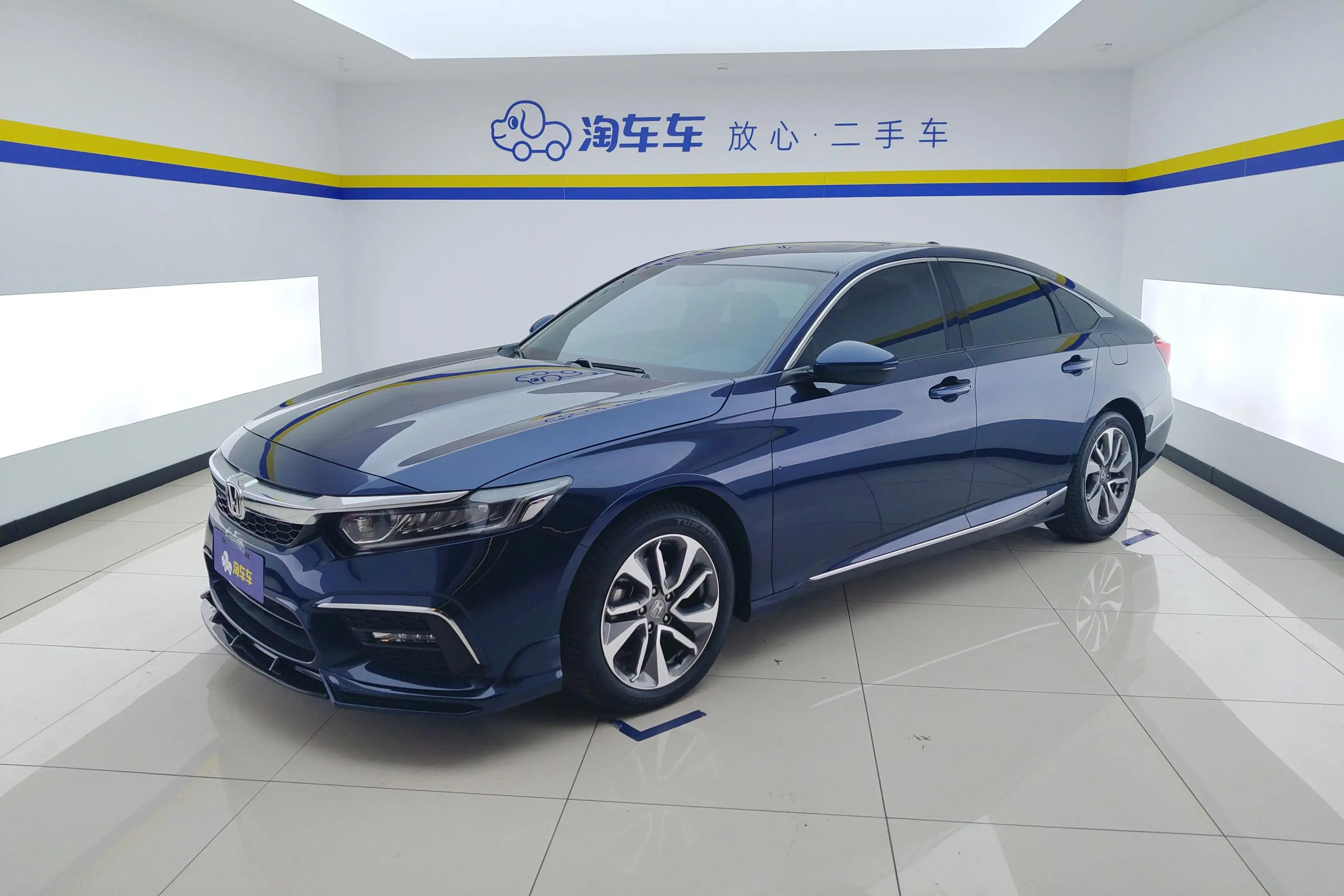 Honda Inspire (Yingshipai)  из Китая