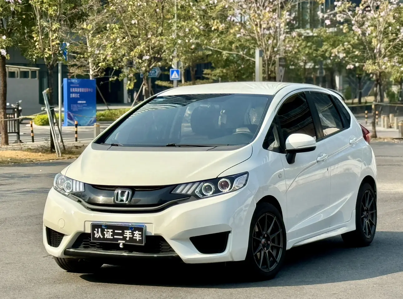 Honda Fit  из Китая