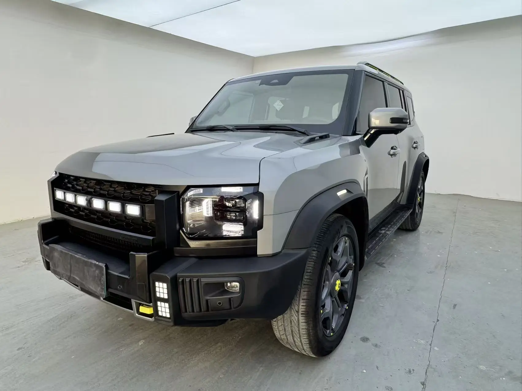 Jietu Shanhai Jetour Traveler C-DM  из Китая