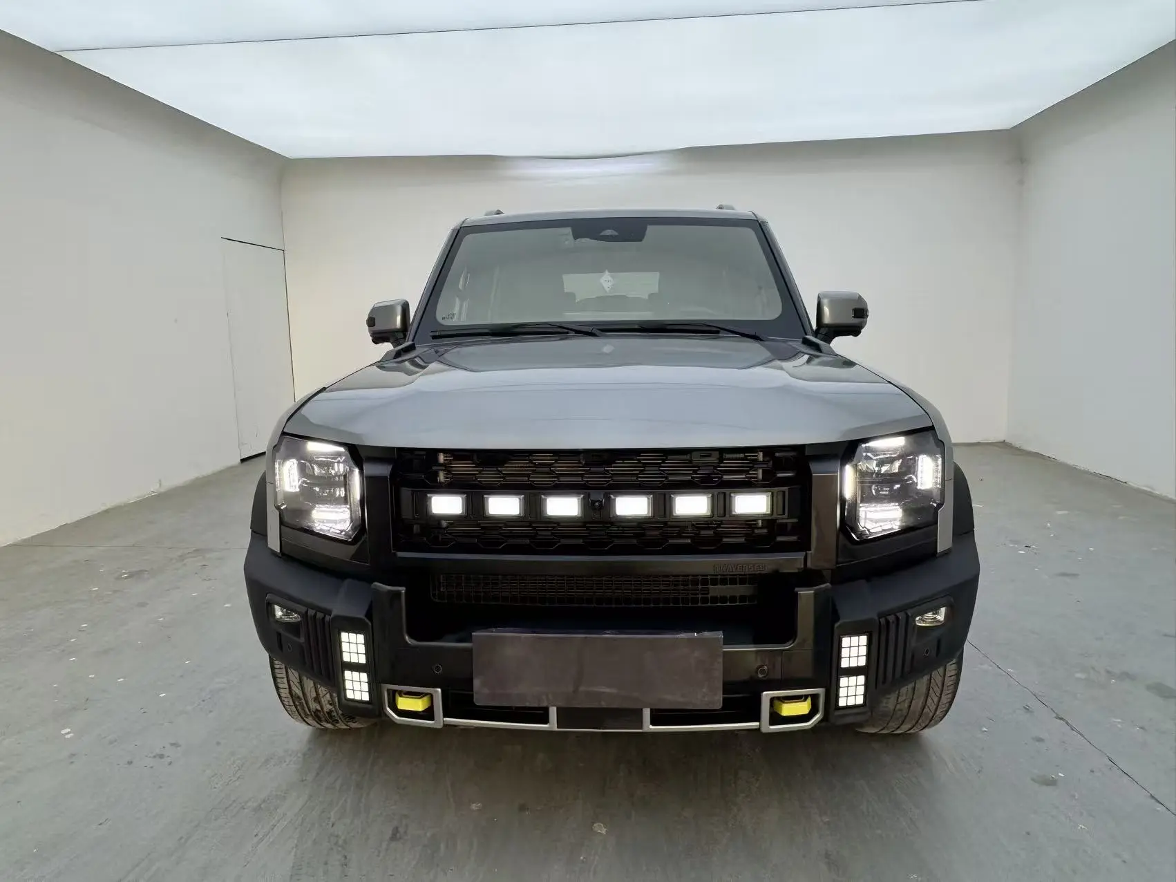 Jietu Shanhai Jetour Traveler C-DM  из Китая