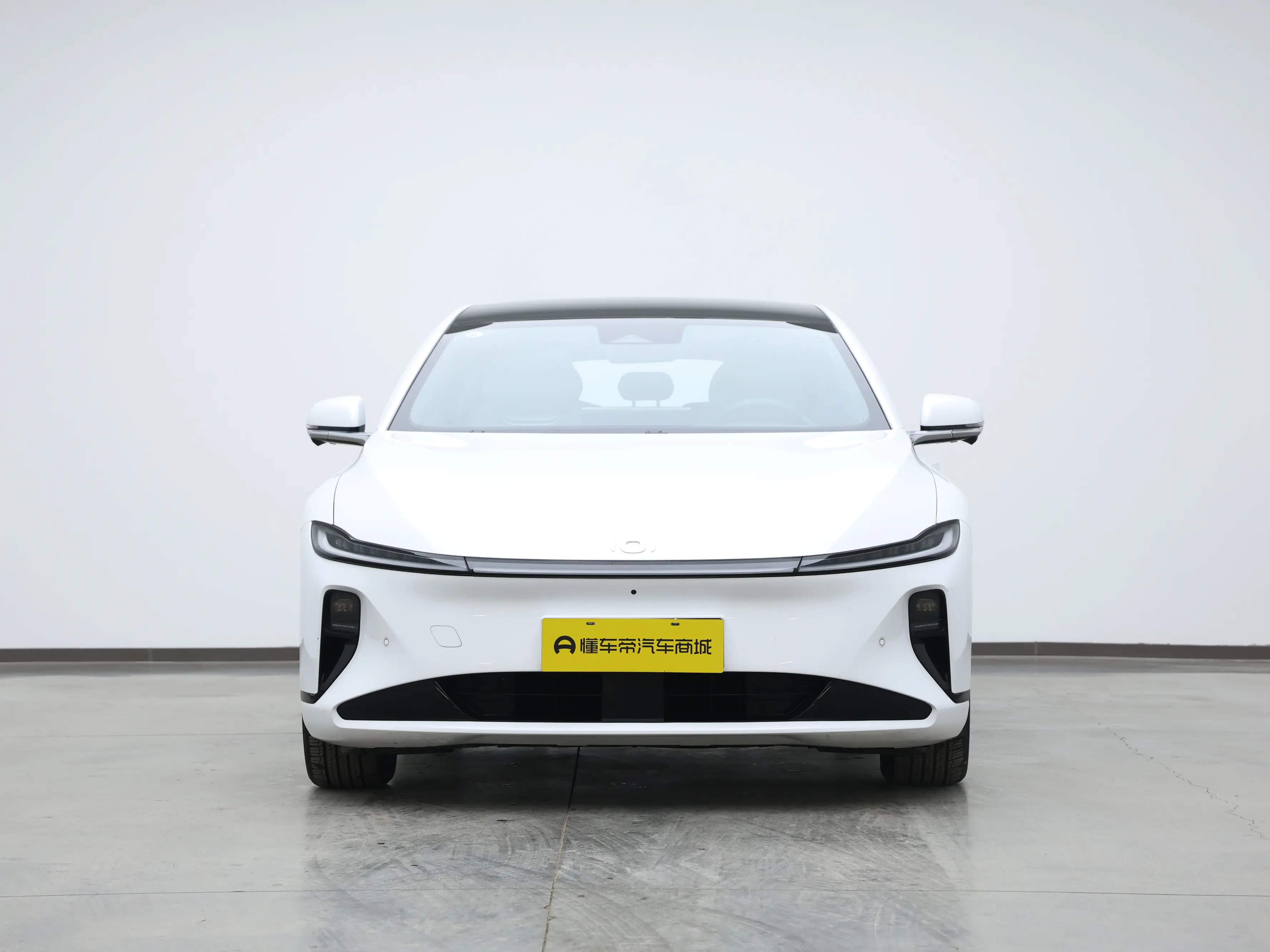 Changan Qiyuan A07  из Китая