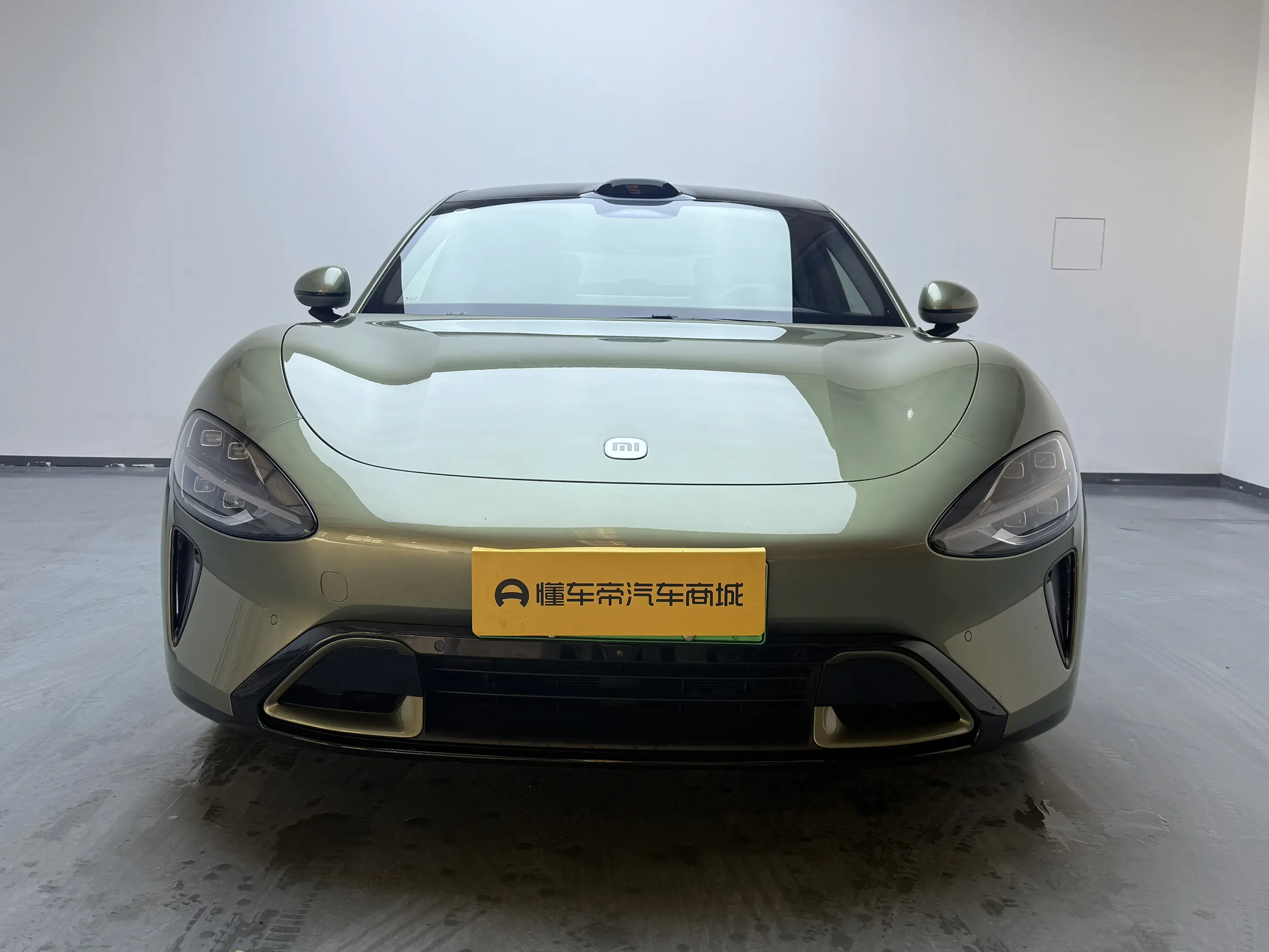 Xiaomi car Xiaomi SU7  из Китая