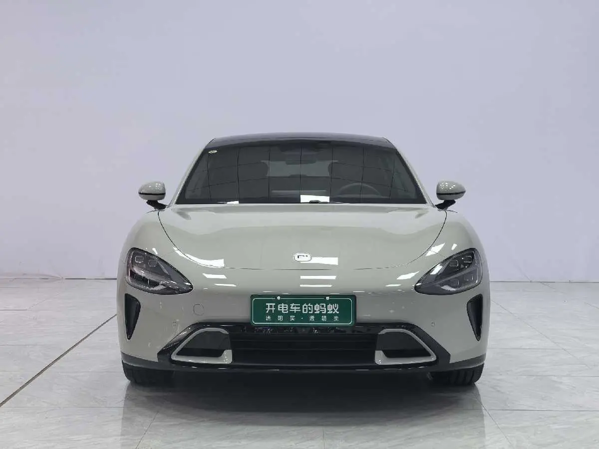 Xiaomi car Xiaomi SU7  из Китая