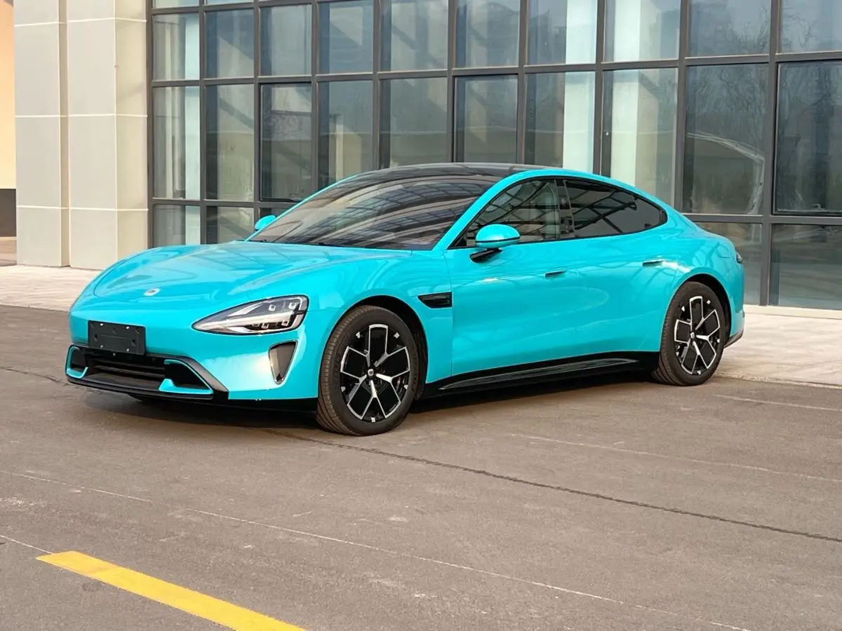 Xiaomi car Xiaomi SU7  из Китая