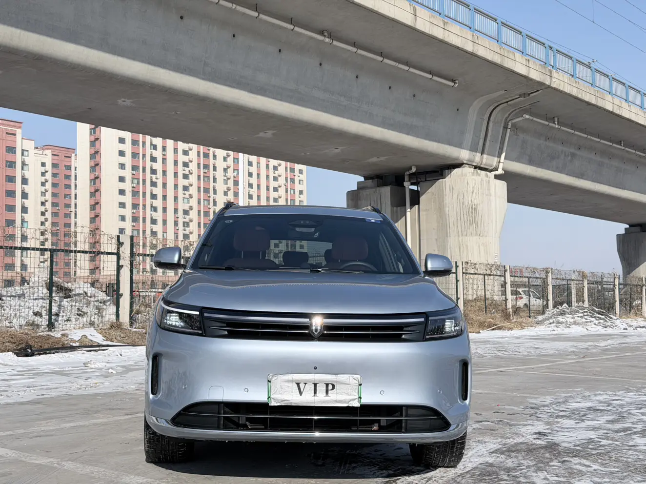 AITO M7 (Wenjie M7)  из Китая