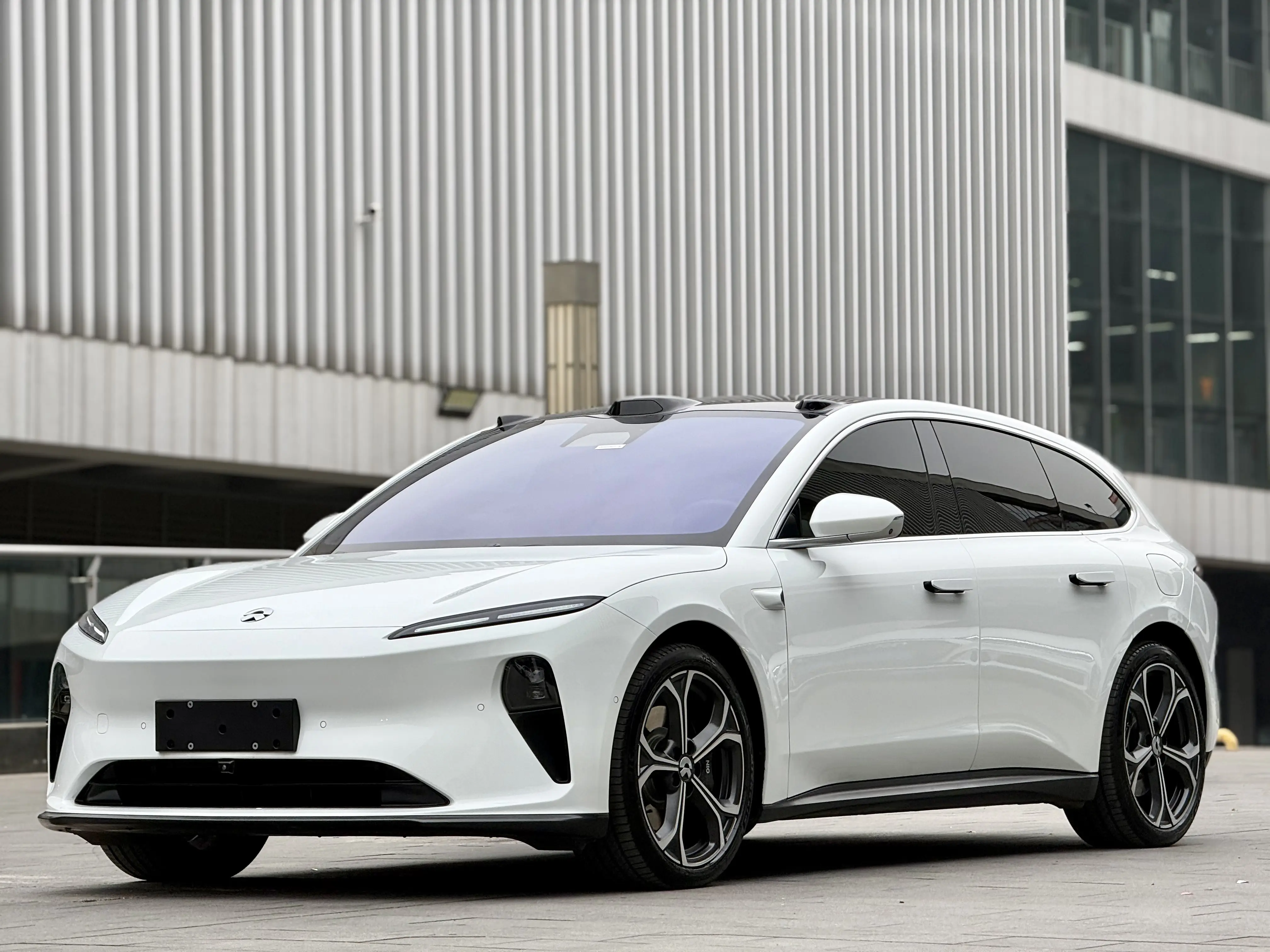 NIO ET5T  из Китая