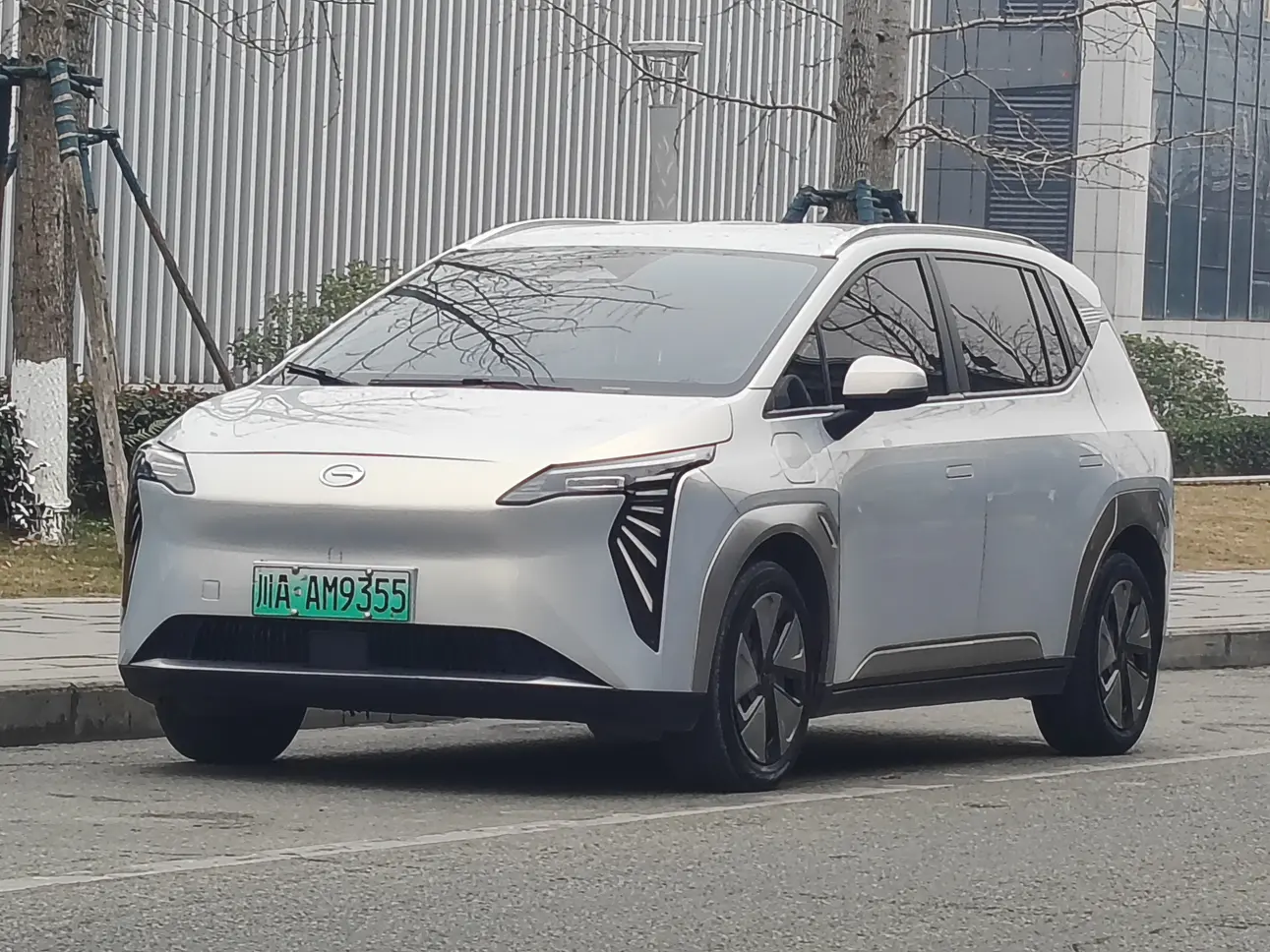 AION Y  из Китая