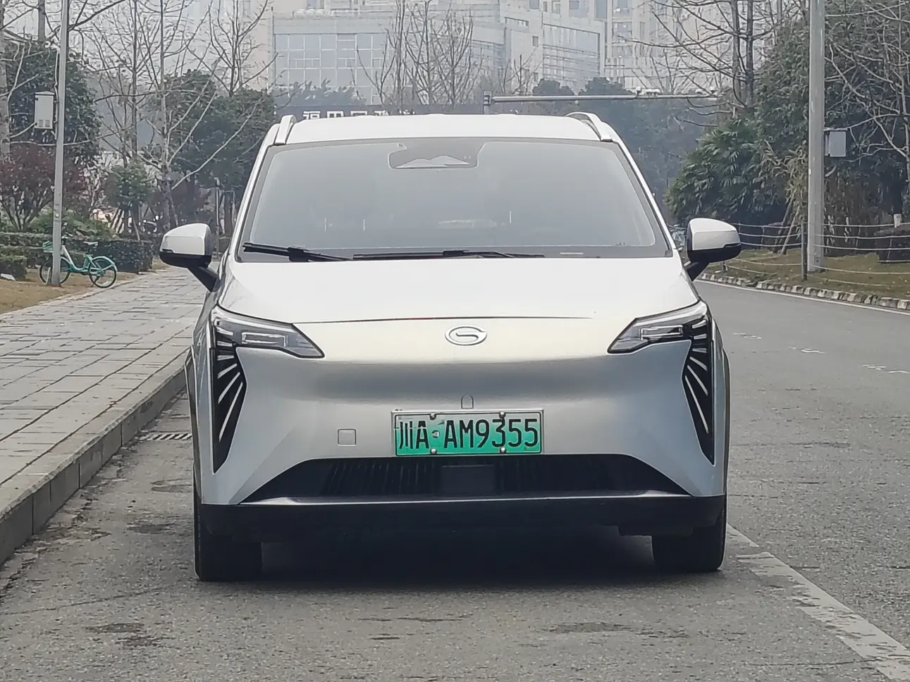 AION Y  из Китая