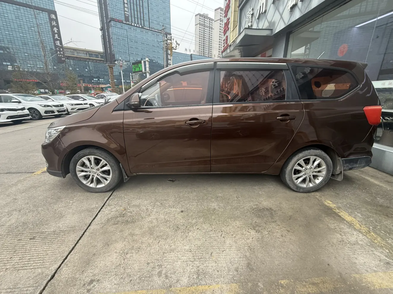 Baojun 730  из Китая