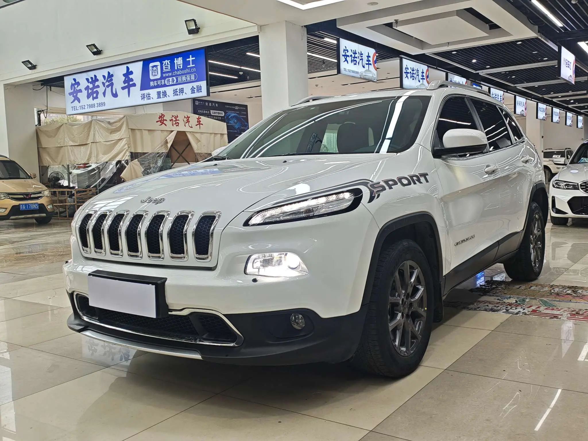 Jeep Cherokee  из Китая