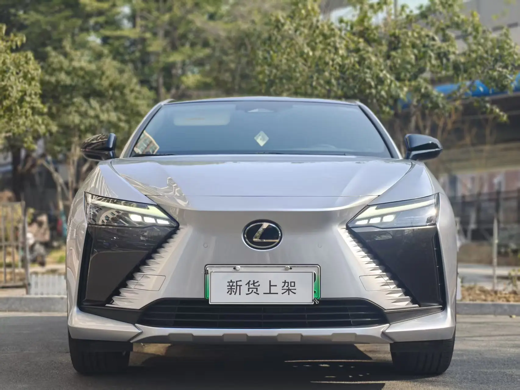 Lexus RZ  из Китая