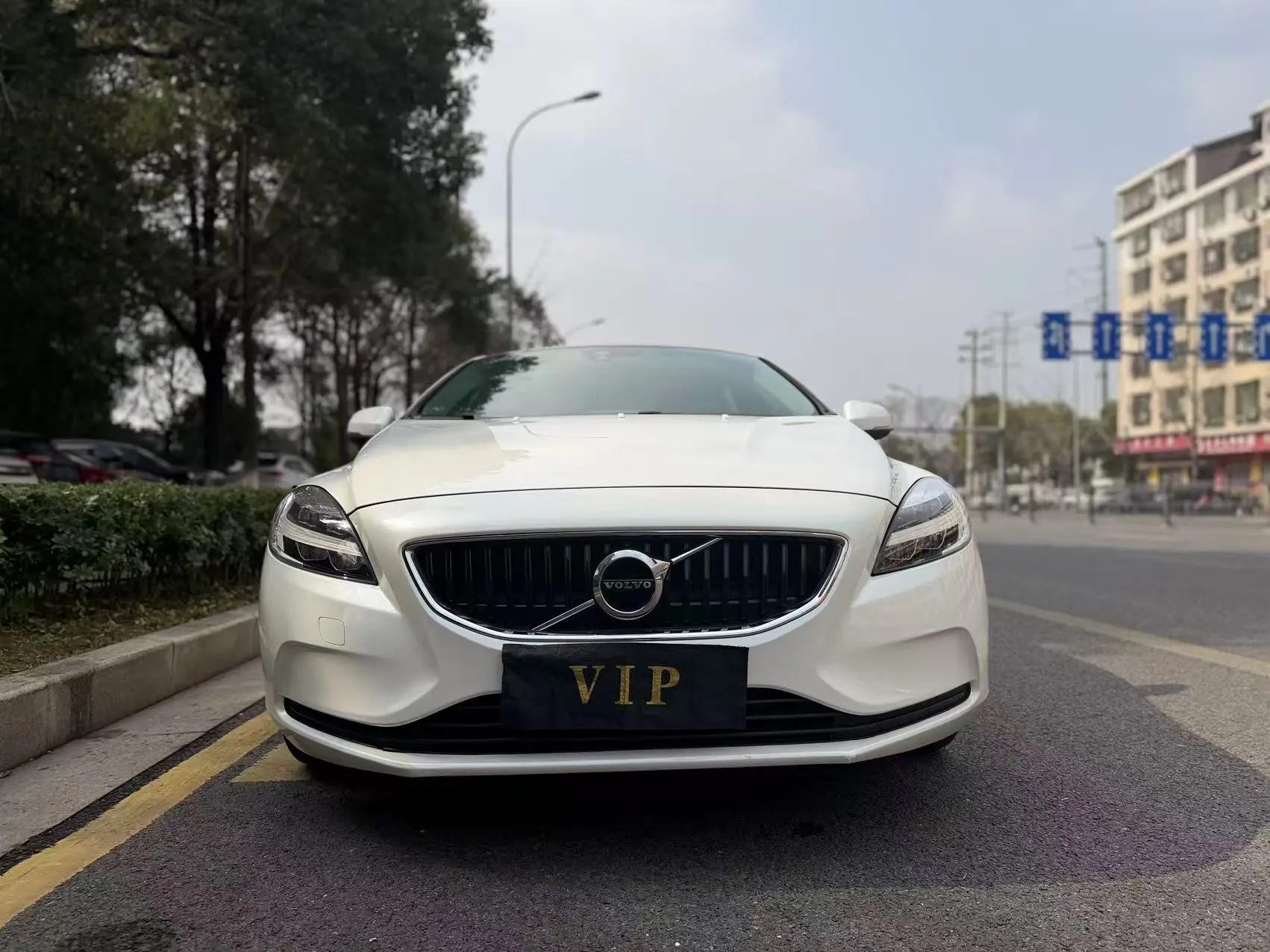 Volvo V40  из Китая