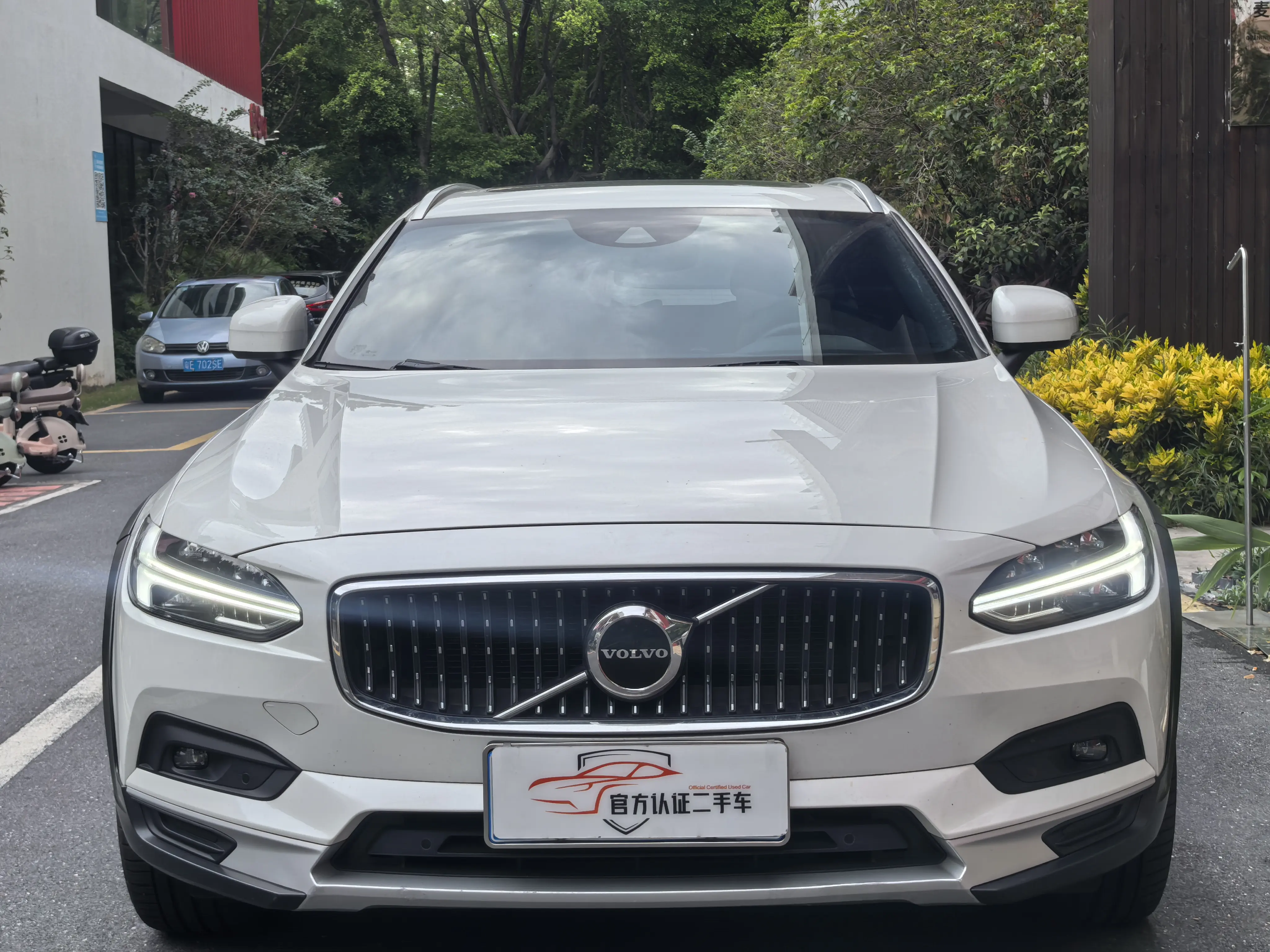 Volvo V90  из Китая