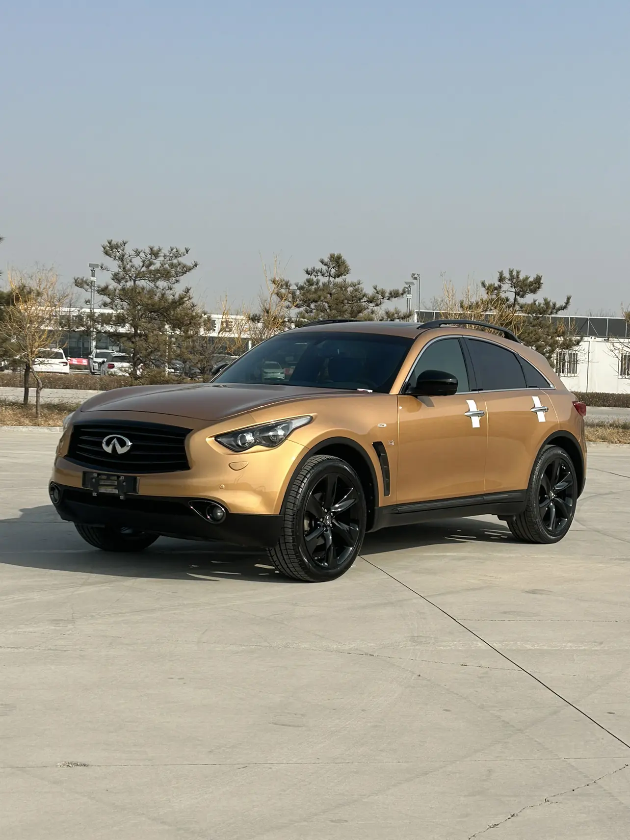 Infiniti QX70  из Китая