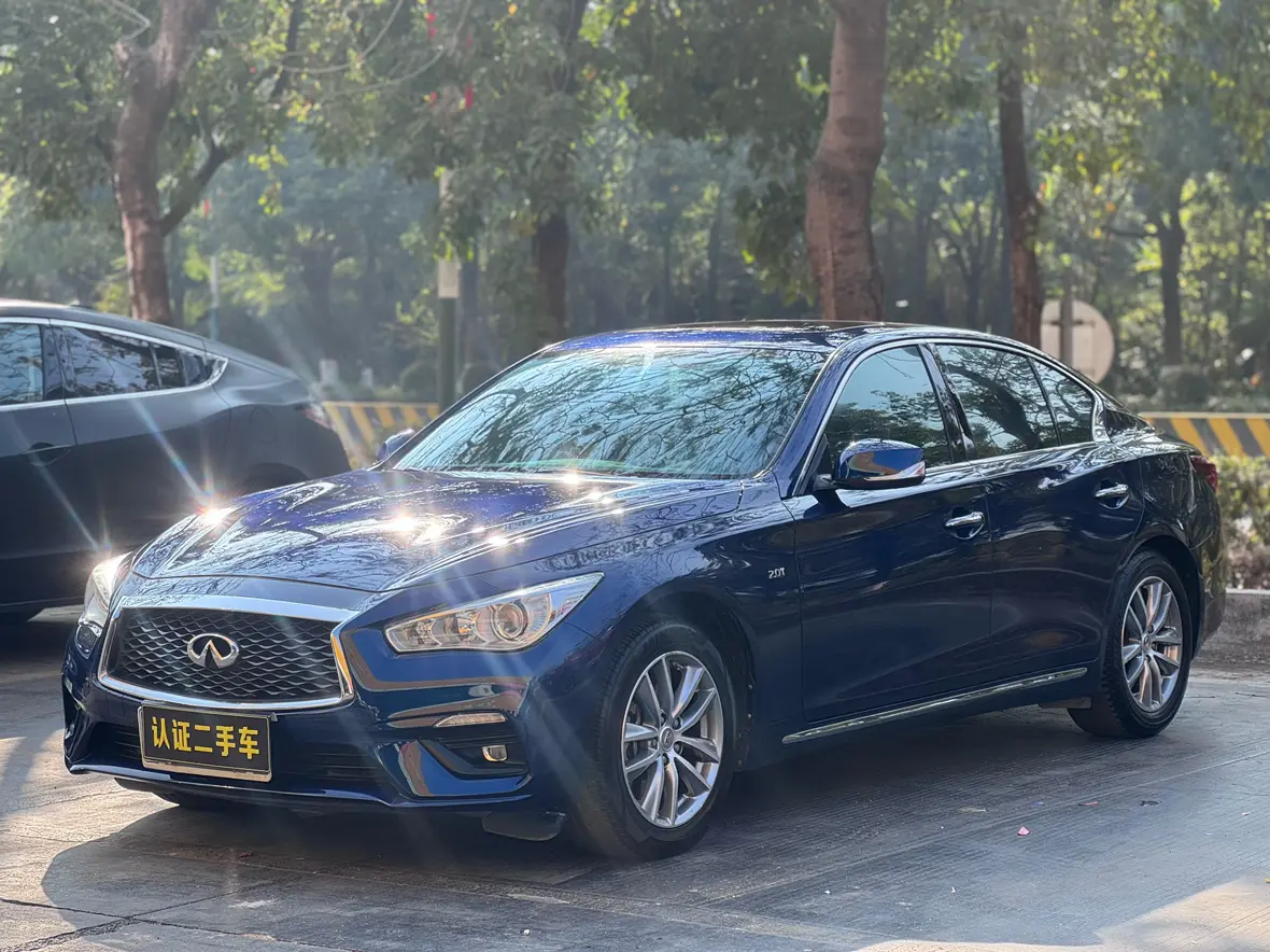 Infiniti Q50L  из Китая