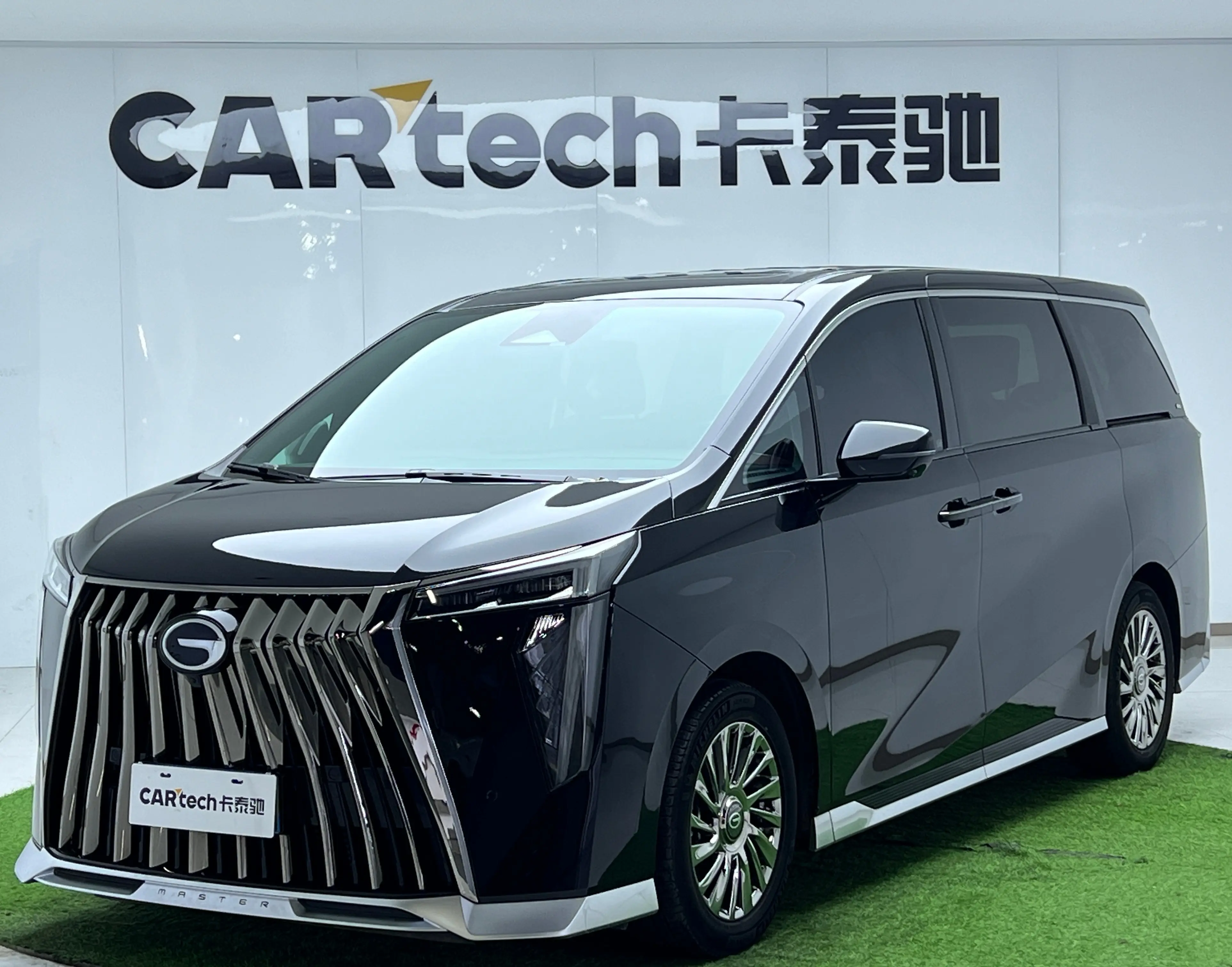 GAC Trumpchi M8  из Китая